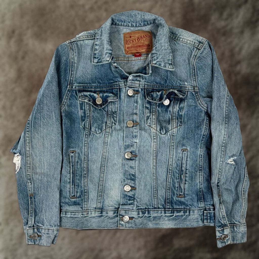 Lucky Brand Lucky Brand Tomboy Trucker Denim Jacket Women's XS Distressed 90s Classic Size XS / US 0-2 / IT 36-38 - 1 Thumbnail