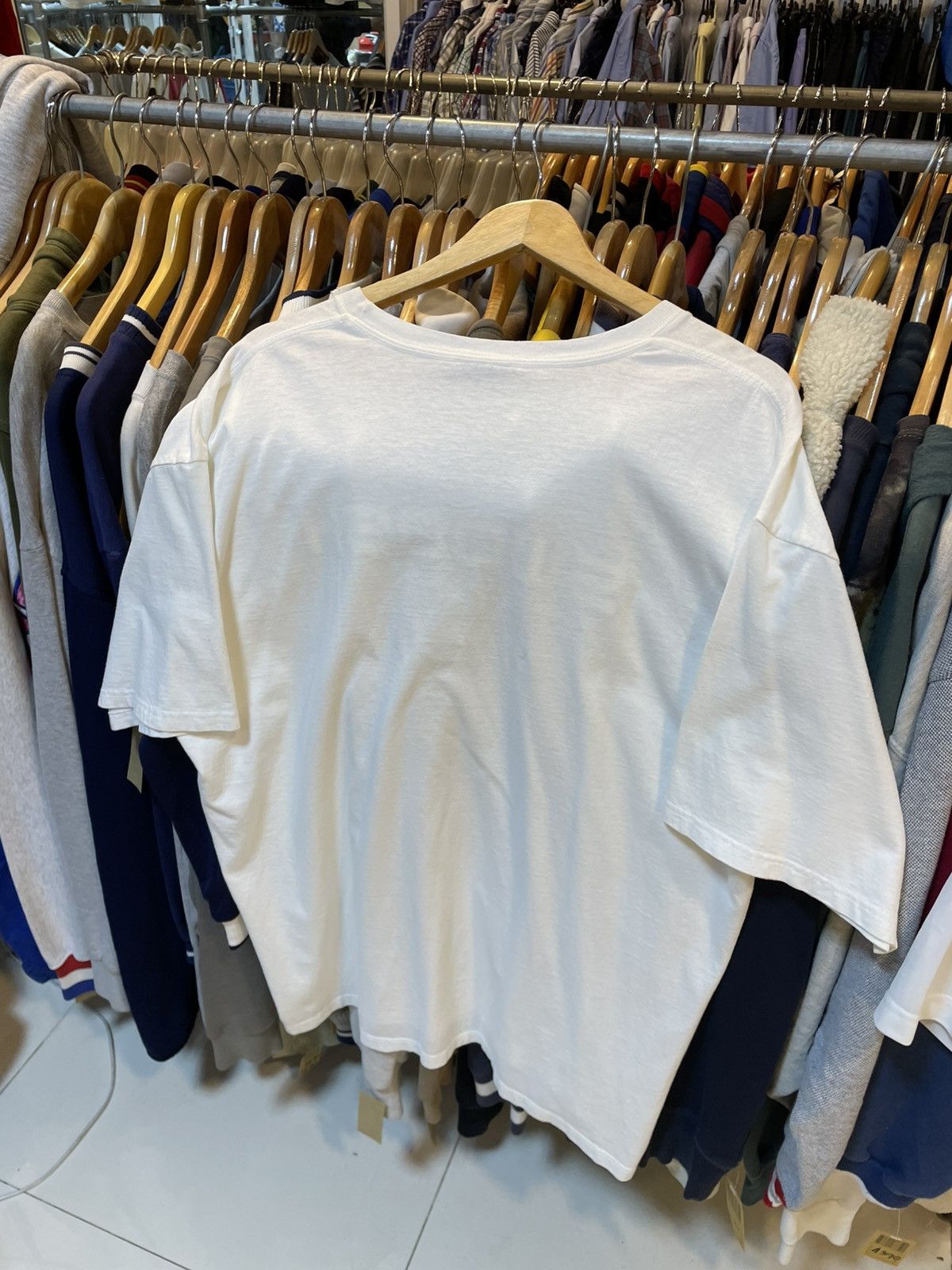 Nike Vintage Nike Spell Out Tee Size US XL / EU 56 / 4 - 3 Thumbnail