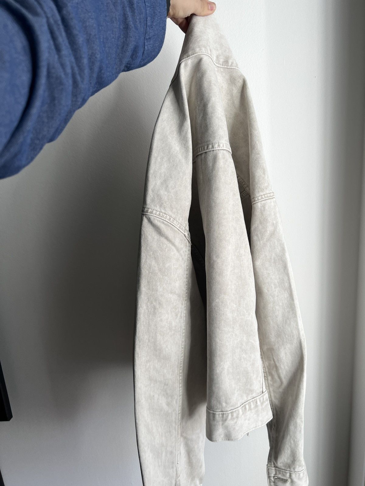 Calvin Klein Grey/Beige washed Denim Jacket Size US L / EU 52-54 / 3 - 7 Thumbnail