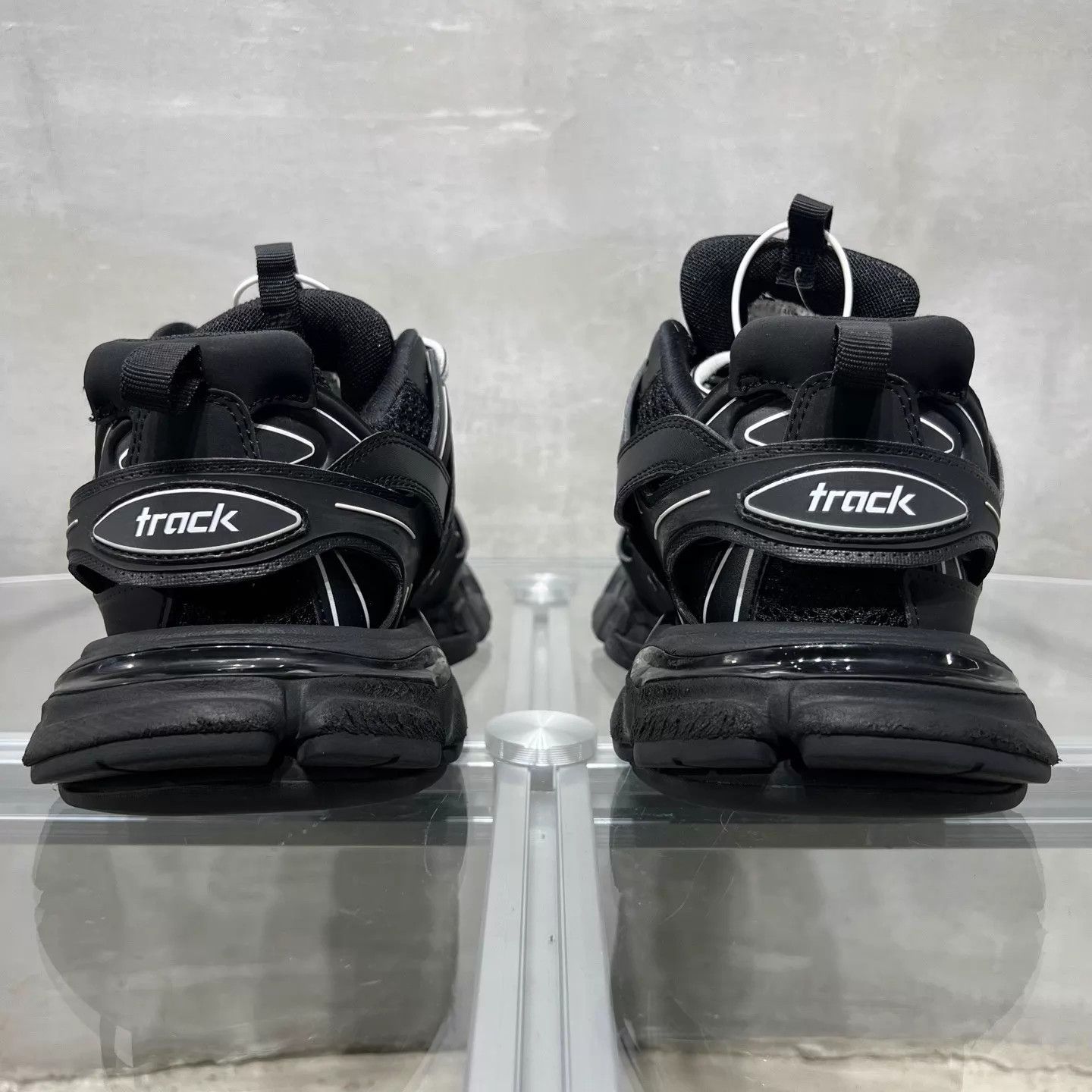 Balenciaga Balenciaga Track Dad Sneaker Black & White Size 42 Size US 9 / EU 42 - 6 Thumbnail