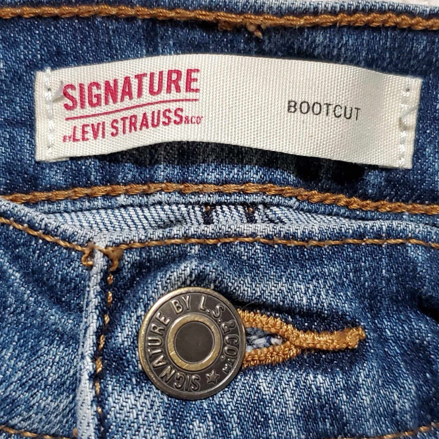 Levi's VINTAGE Levi's Jeans Bootcut 31 32 Mens Distressed Grunge Skater Blue 90s Mens Boots? Size US 31 - 5 Thumbnail