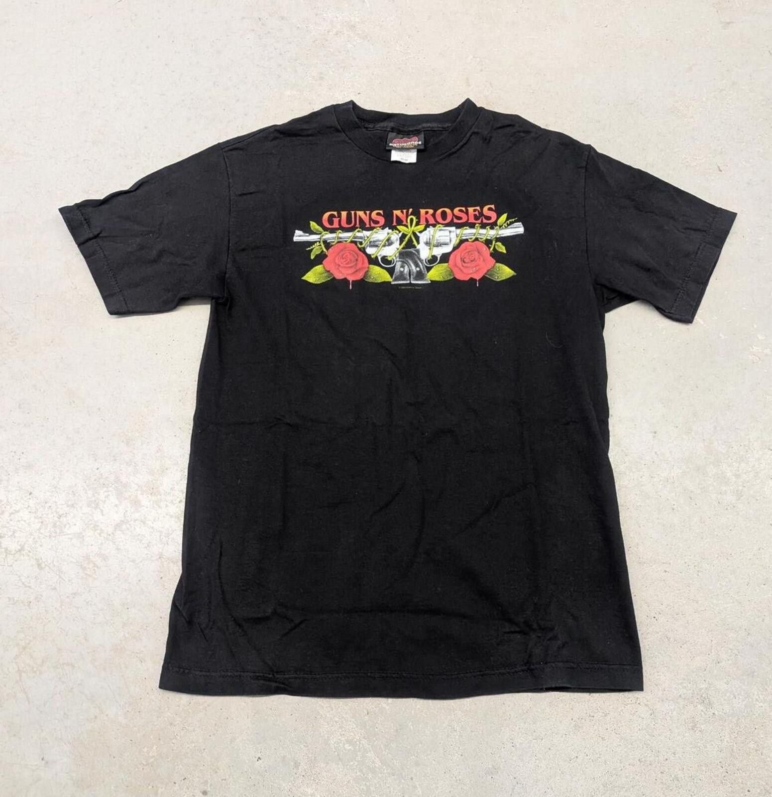 Vintage Vintage Y2K 2004 Guns N Roses Artimonde Band T-shirt Size US M / EU 48-50 / 2 - 1 Thumbnail