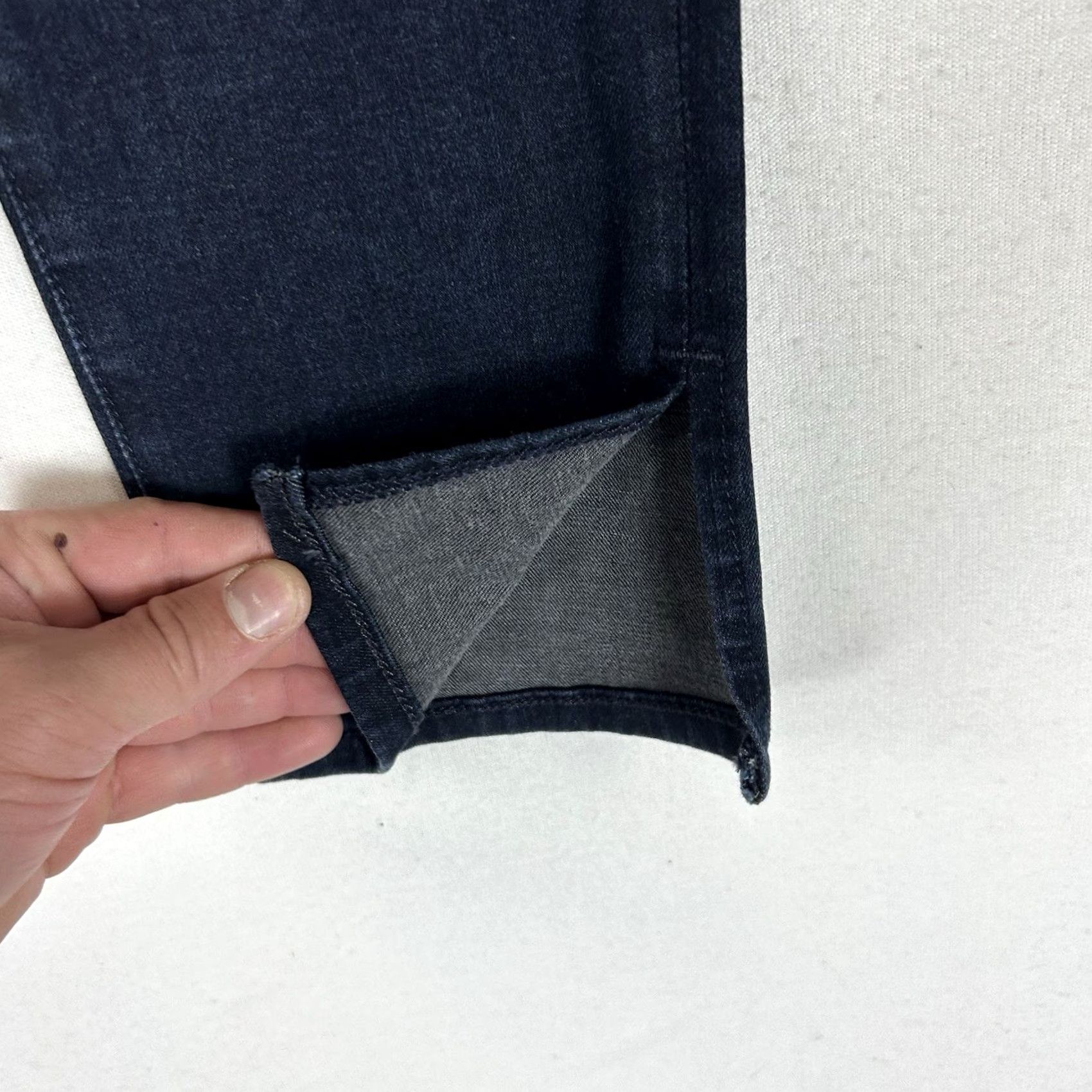 Anthropologie AG Anthropologie The High Rise Stevie Ankle Jeans Women's 25R Dark Denim Size 42" / US 20 - 5 Thumbnail