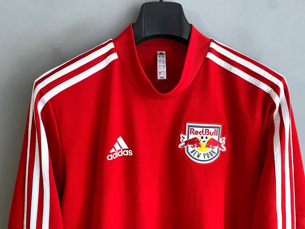 Adidas FC New York Red Bulls MLS Soccer Training Long Sleeve Size M Size US M / EU 48-50 / 2 - 3 Thumbnail