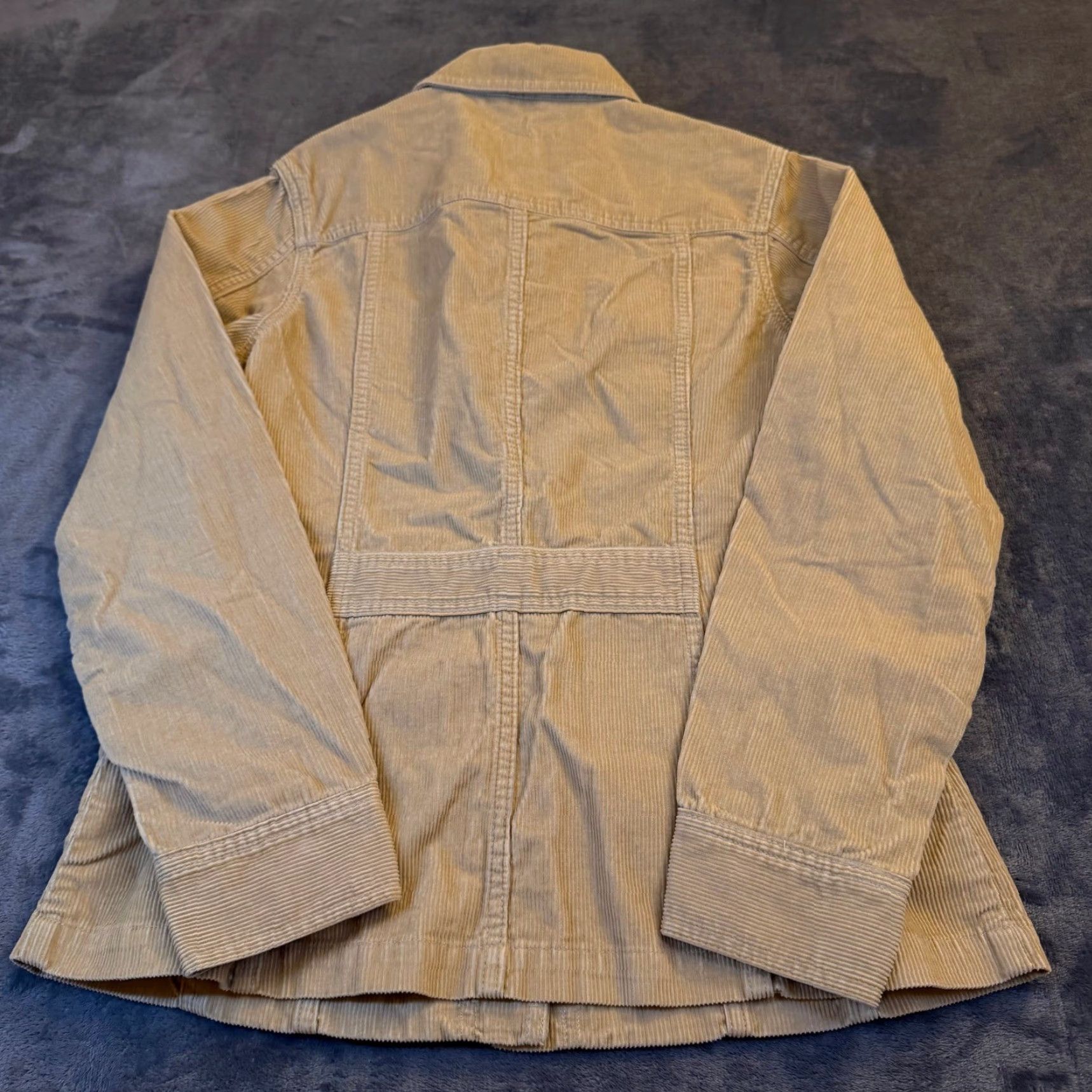 Eddie Bauer VINTAGE not applicable; use actual: Eddie Bauer Corduroy Trucker Jacket Tan Button Front Long Sleeve Womens Medium Size M / US 6-8 / IT 42-44 - 4 Thumbnail