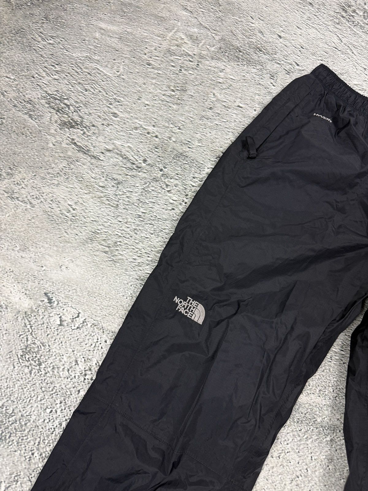 The North Face The North Face black ski pants HyVent gorpcore Size US 32 / EU 48 - 2 Thumbnail