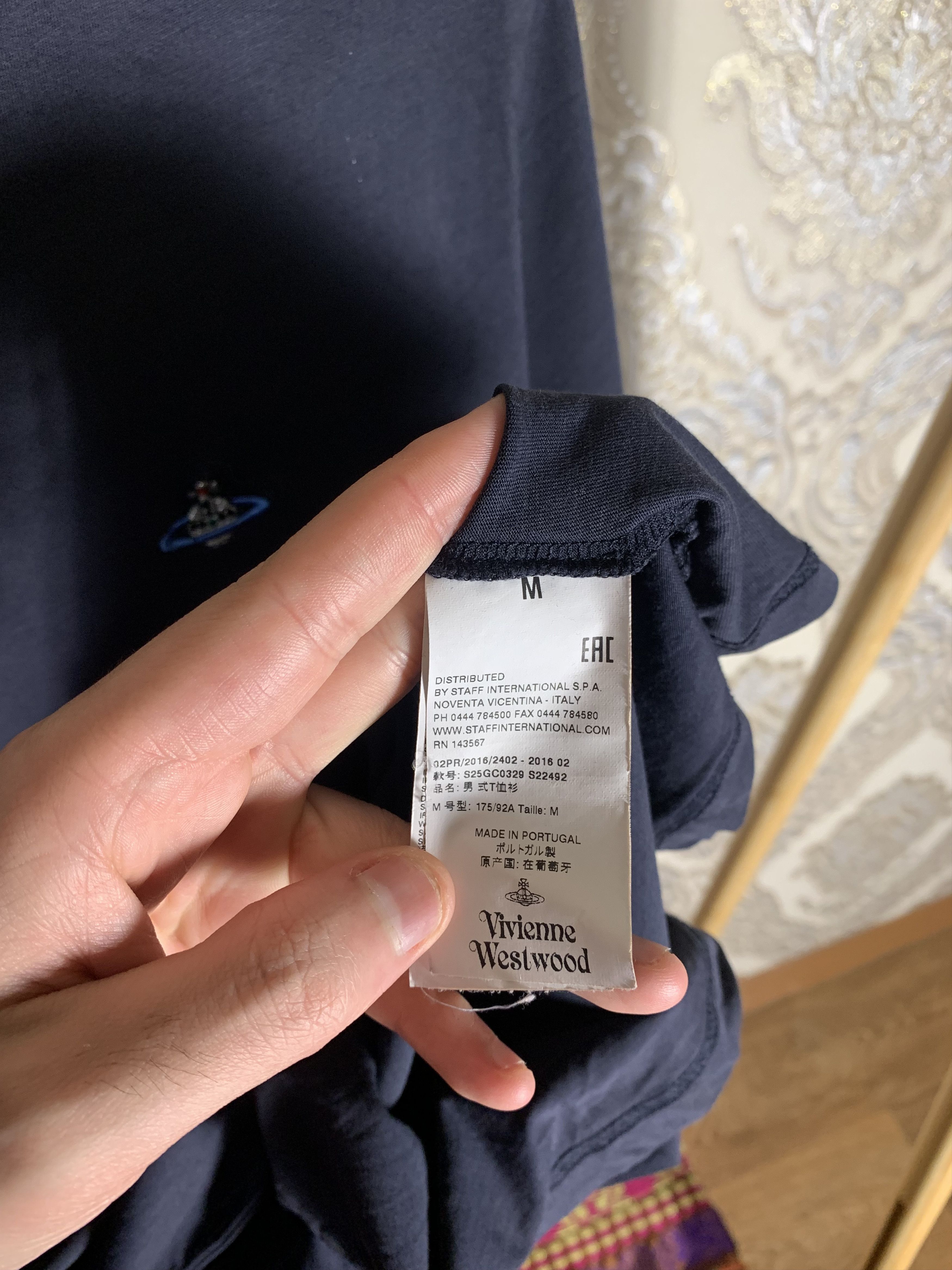Vivienne Westwood VINTAGE VIVIENNE WESTWOOD ITALIAN DESIGNER T-SHIRT CASUAL Size US M / EU 48-50 / 2 - 4 Thumbnail
