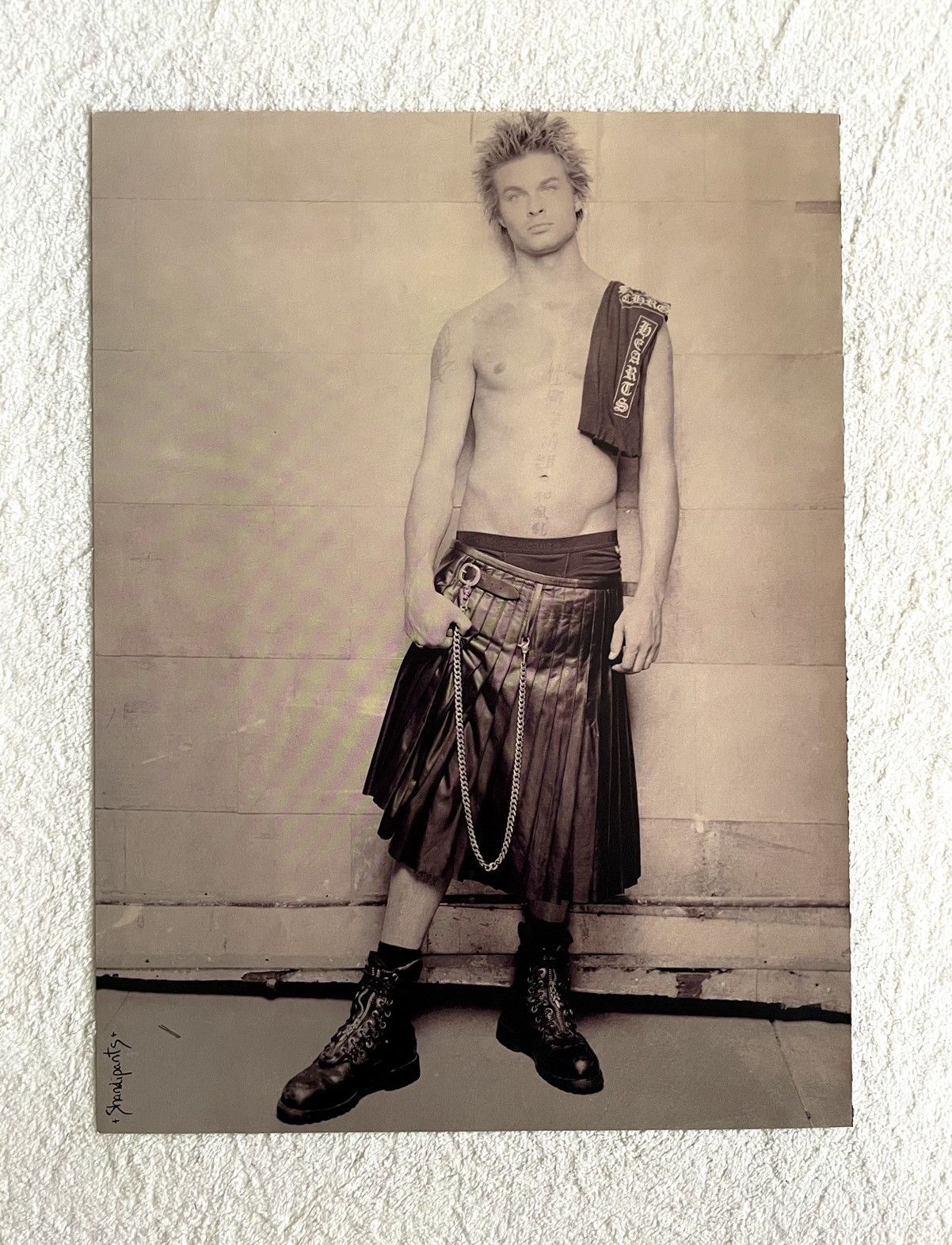 Chrome Hearts Chrome Hearts close up 8x11 magazine cutout Poster Size ONE SIZE - 1 Thumbnail