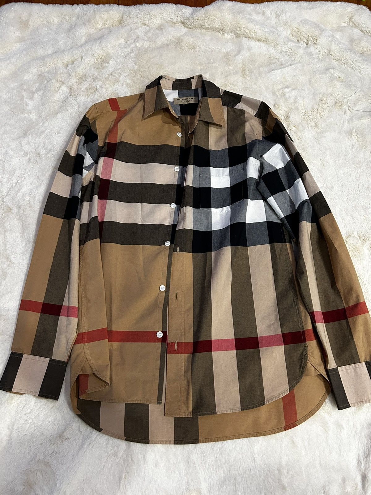 Burberry Burberry Check Long Sleeve Button Shirt Size US S / EU 44-46 / 1 - 1 Thumbnail