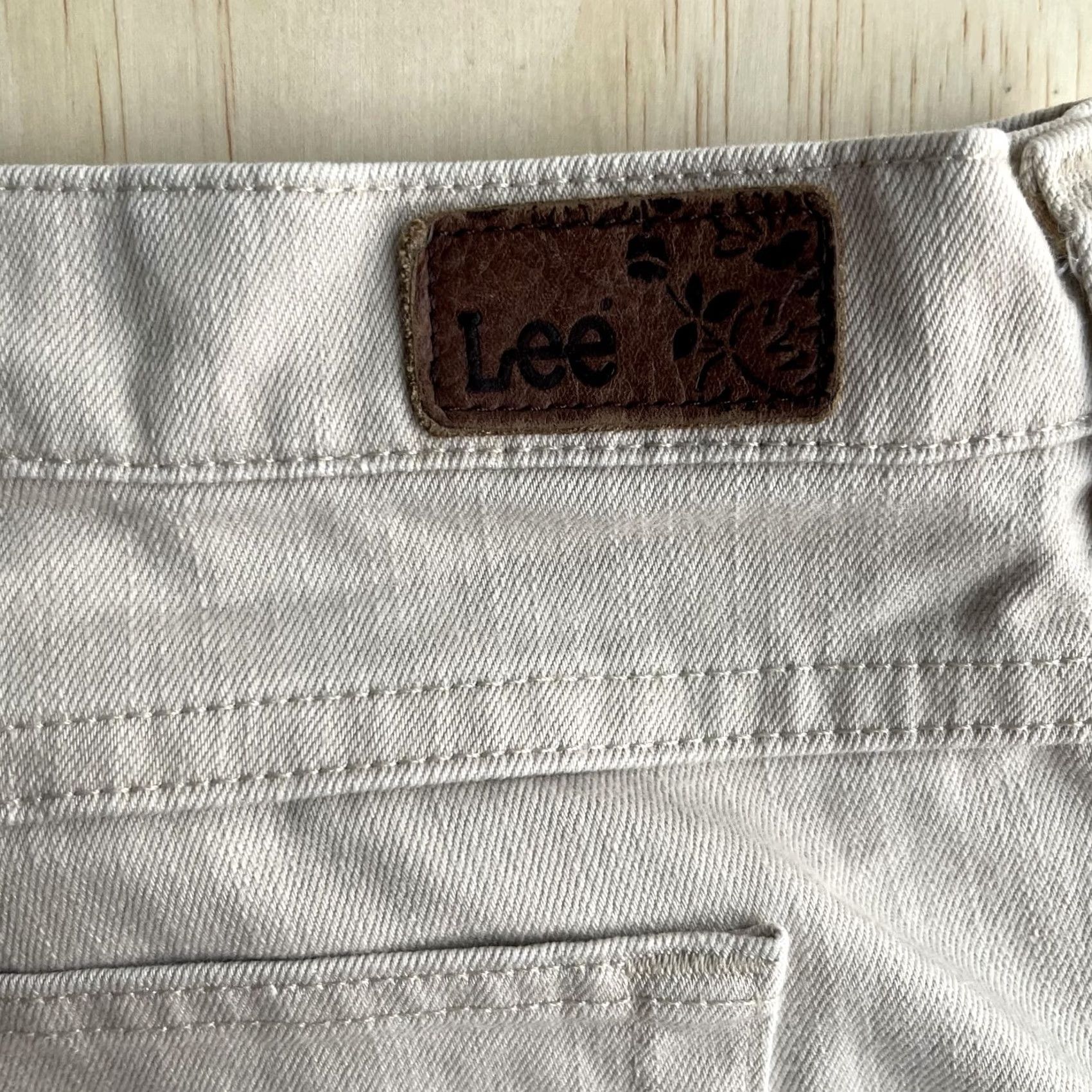 Lee Lee Jeans Womens 20W Beige Relaxed Straight Leg High Rise Stretch Denim Pants Size 42" / US 20 - 5 Thumbnail
