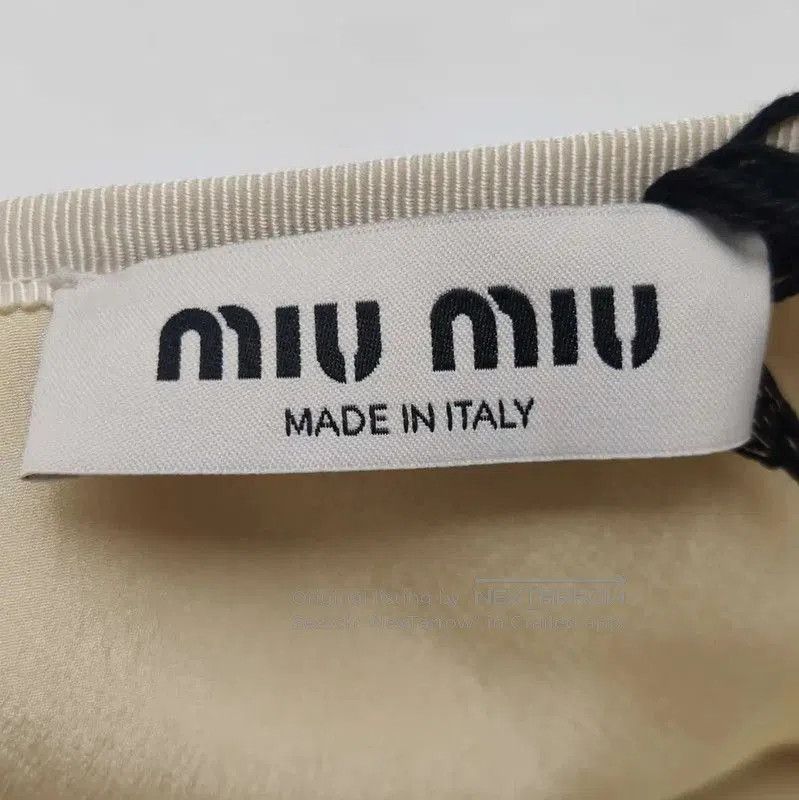Miu Miu Miu Miu Beige Wool Women's Skirt . Size 27" / US 4 / IT 40 - 4 Thumbnail