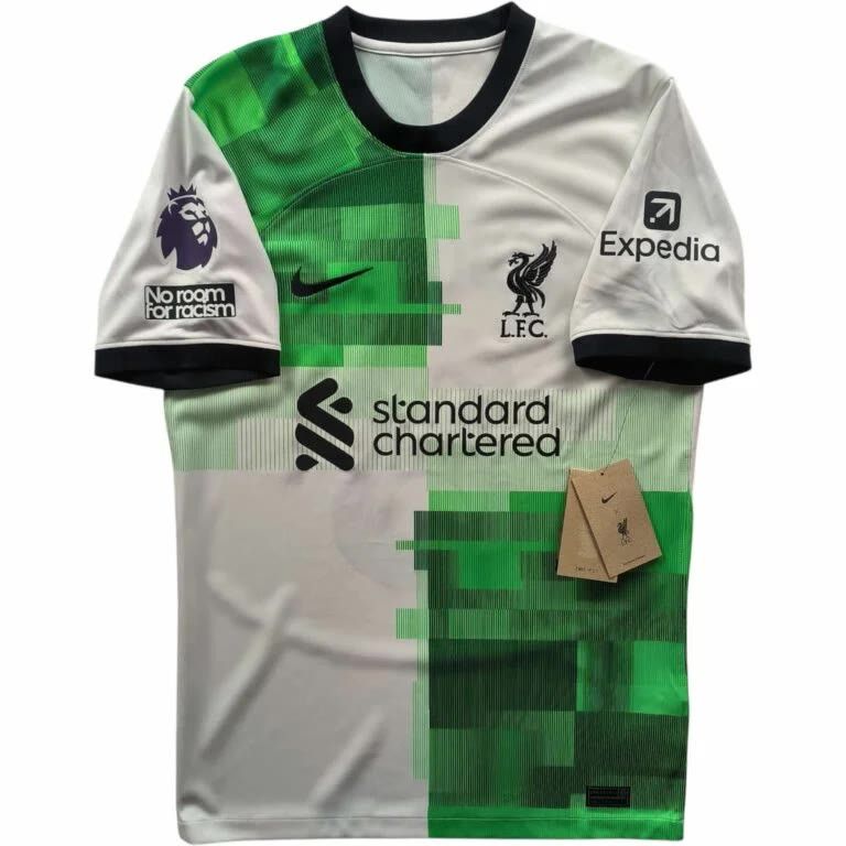 Nike NEW Liverpool 2023-24 away Szoboszlai football jersey size S Size US S / EU 44-46 / 1 - 2 Thumbnail