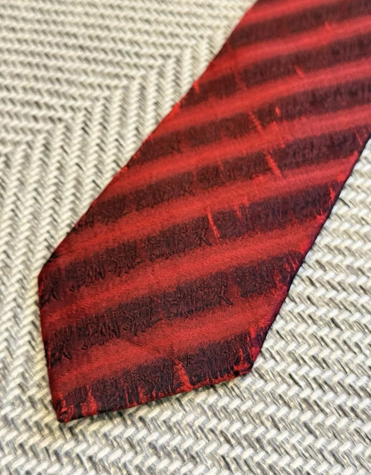 Jean Paul Gaultier Jean Paul Gaultier Wine Red Diagonal Stripe Logo Tie K24 Size ONE SIZE - 1 Thumbnail