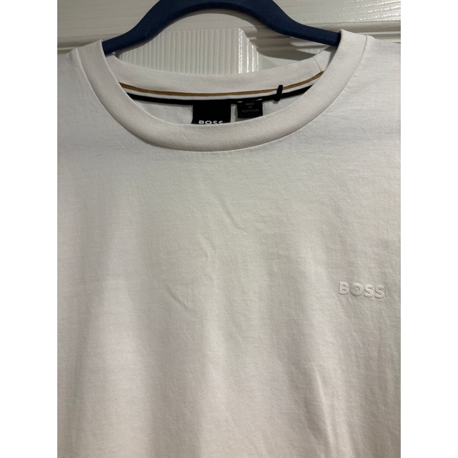 Hugo Boss BOSS Hugo Boss Mens Minimal Logo Tee (White) Size US XL / EU 56 / 4 - 4 Thumbnail