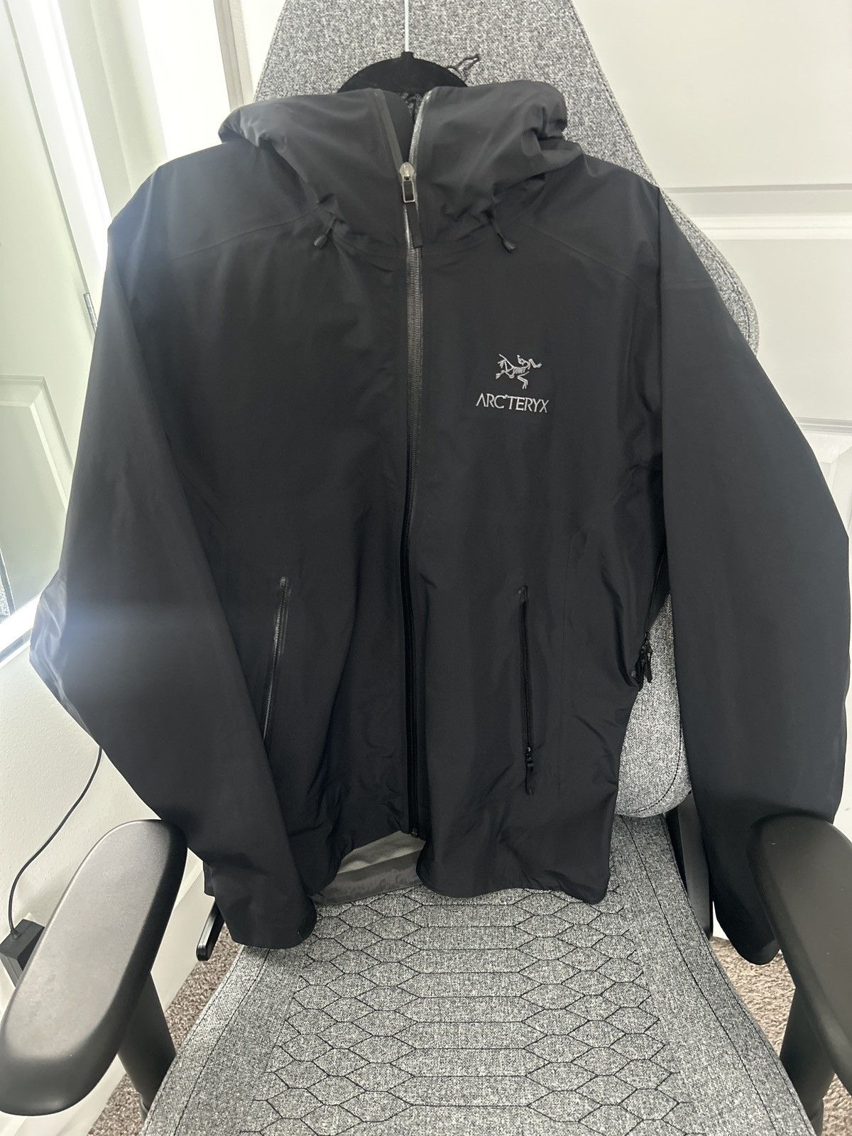 Arc'teryx Arc’teryx Belt LT Mens Jacket Black Size US M / EU 48-50 / 2 - 1 Thumbnail