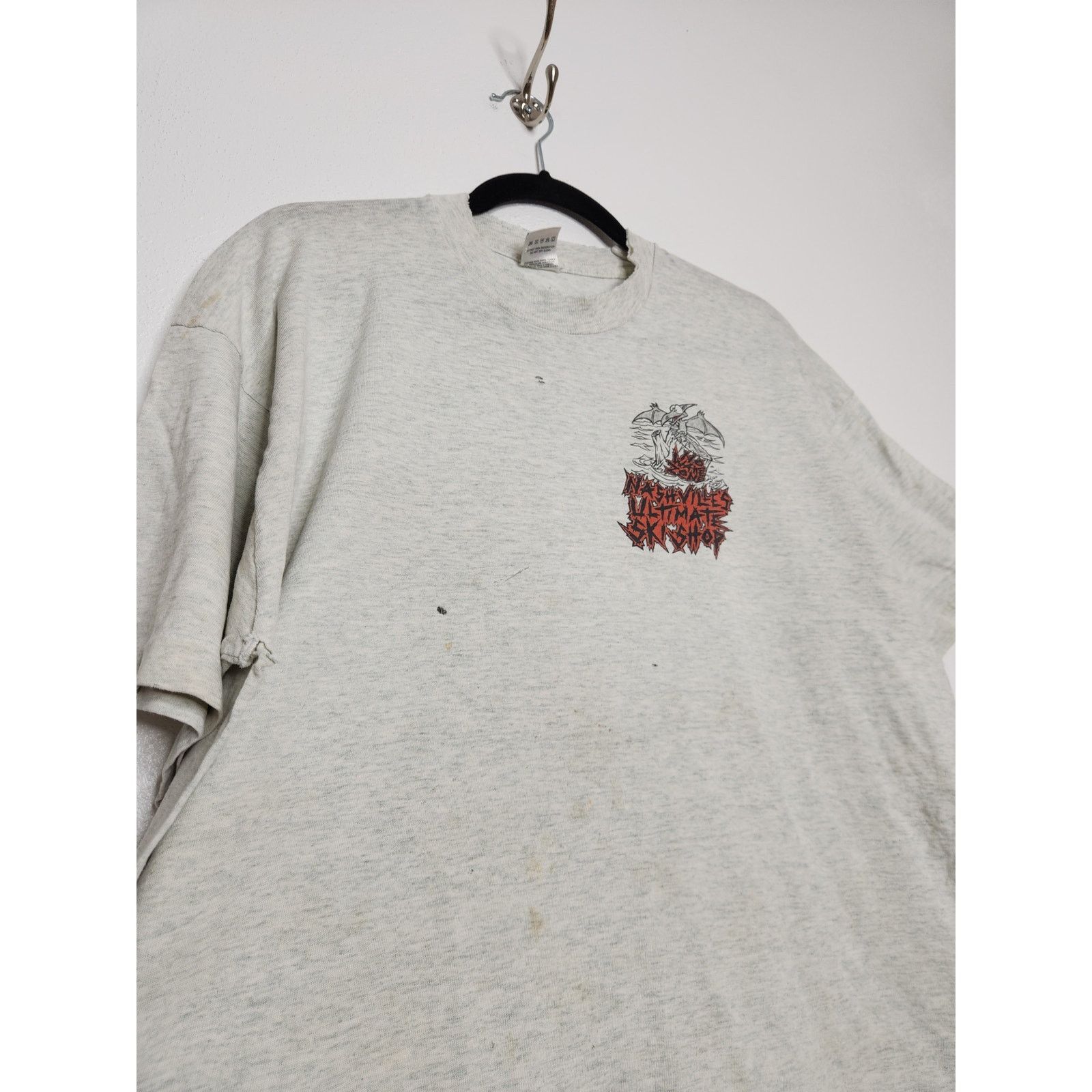 Fruit Of The Loom Vintage Nashville No Wake Zone Ski Shop Cavemen Art Thrashed Size US XL / EU 56 / 4 - 7 Thumbnail