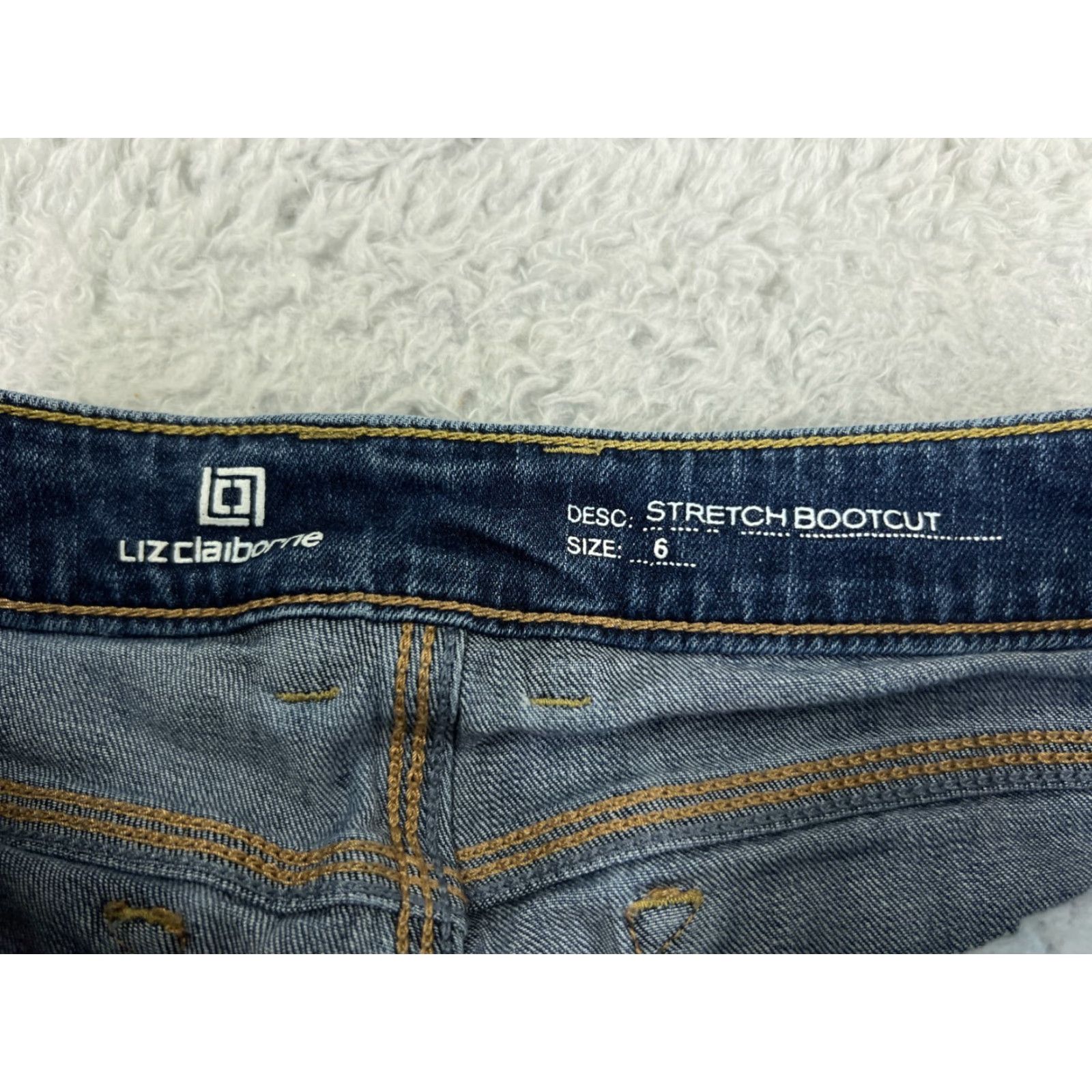 Liz Claiborne Liz Claiborne Jeans Womens Bootcut Denim Blue 28x30 Regular 6 Stretch 5-Pocket Zipper Vintage No (if needed) Size 28" / US 6 / IT 42 - 5 Thumbnail