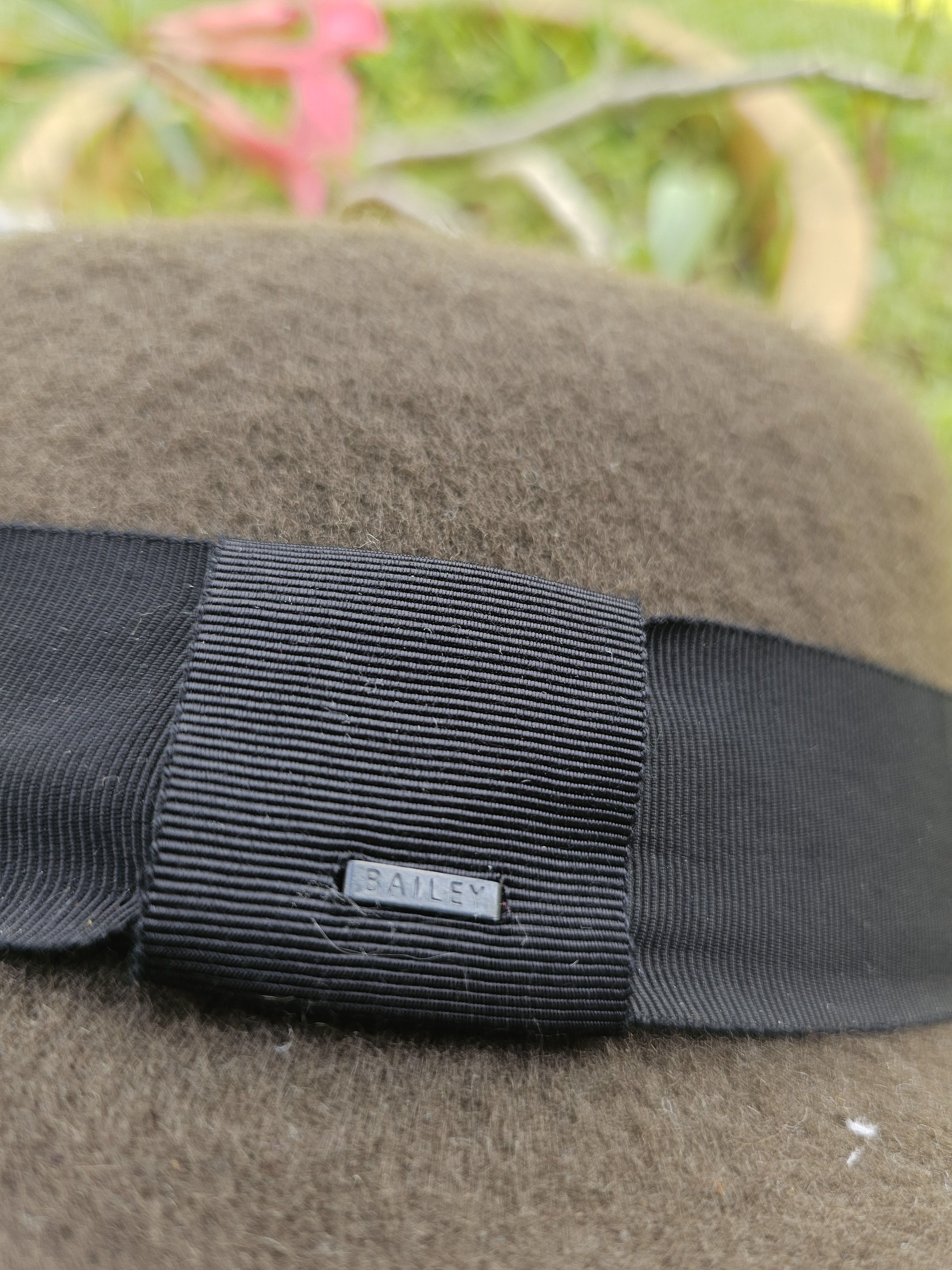 Bailey Hats Rare Bailey of Hollywood Hats "Sample" Size ONE SIZE - 3 Thumbnail