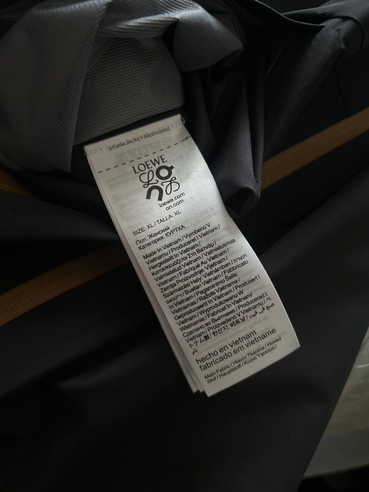 Loewe Black LOEWE x On Collaboration Waterproof Storm Jacket Size US XL / EU 56 / 4 - 15 Thumbnail