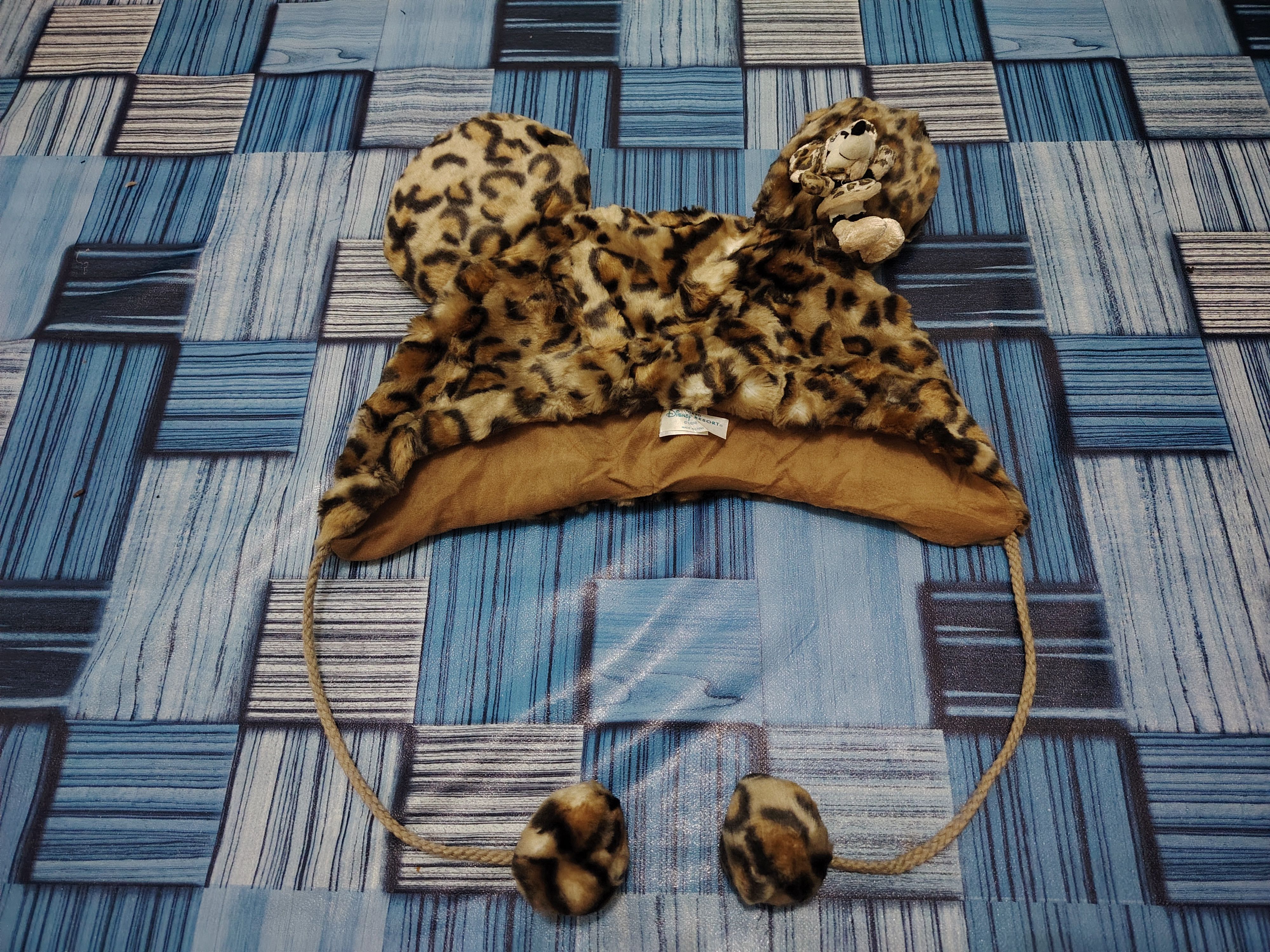 Japanese Brand Rare Tokyo Disney Beanie Hat Leopard Camou mickey mouse Size ONE SIZE - 3 Thumbnail