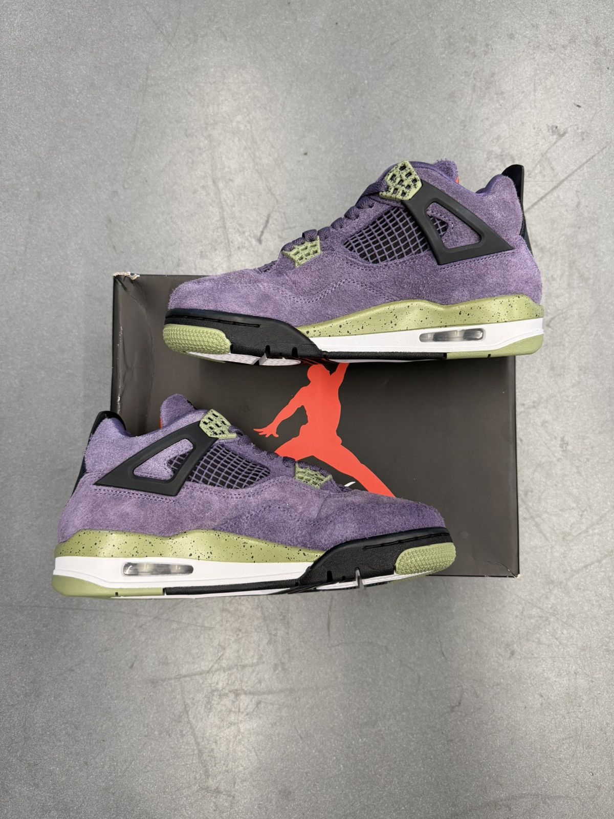 Jordan Brand 2022 Jordan 4 Retro Canyon Purple Size US 7.5 / IT 37.5 - 1 Thumbnail