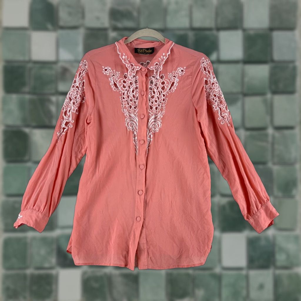 Bob Mackie Bob Mackie Button-Up Shirt Womens Small Pink Floral Embroidered Long Sleeve VTG Size S / US 4 / IT 40 - 1 Thumbnail