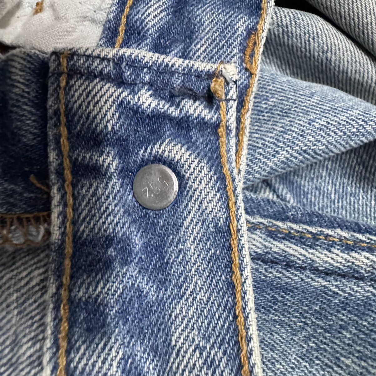 Levi's Vintage 80s Levis 501 Distressed Jeans Size US 29 - 19 Thumbnail