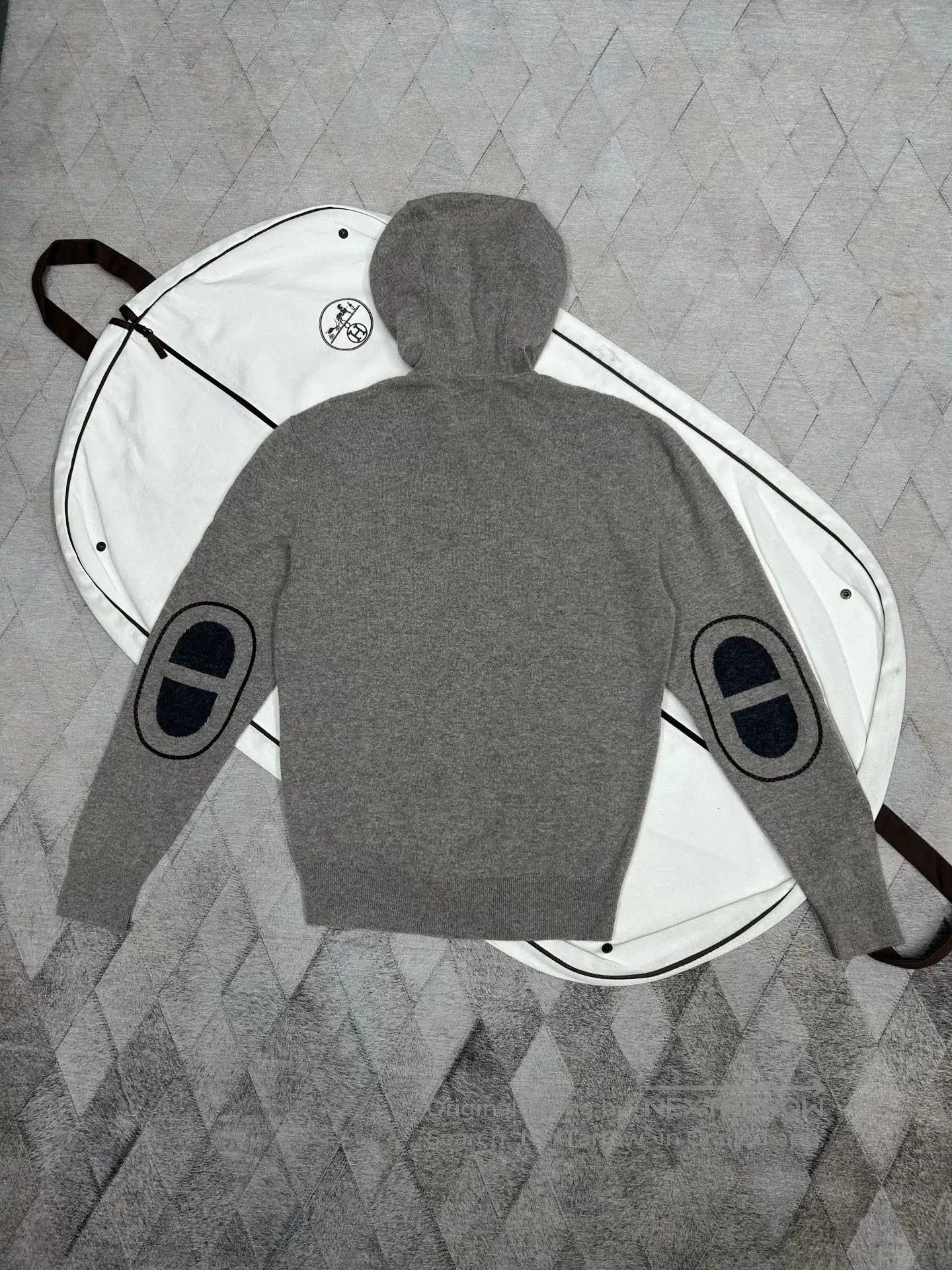 Hermes Hermes Hooded Cashmere Knit Jacket. Size US S / EU 44-46 / 1 - 4 Thumbnail