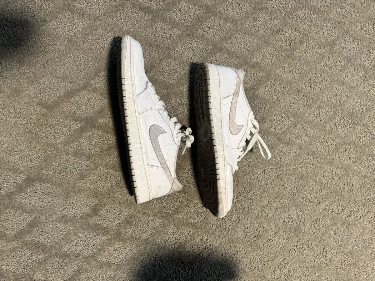 Jordan Brand × Nike AIR JORDAN 1 LOW NEURAL GREY 21 Size US 11.5 / EU 44-45 - 2 Thumbnail