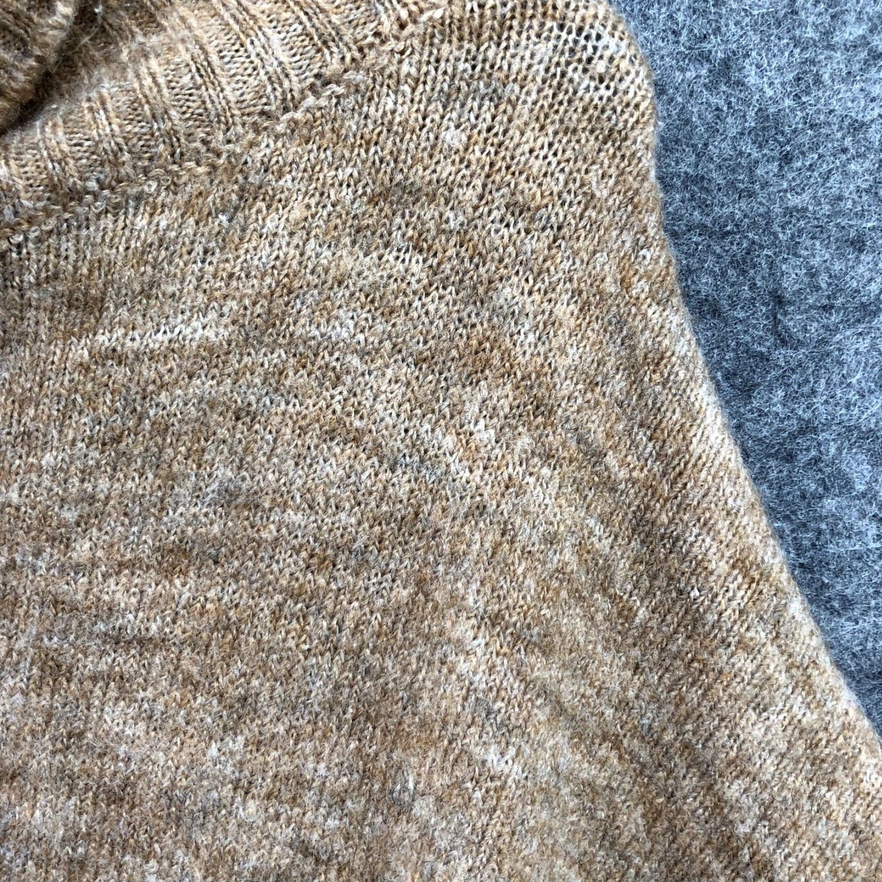 H&M H&M Oversized Turtleneck Sweater Womens XS With Wool Tan Soft Camel Cozy Knit Size XS / US 0-2 / IT 36-38 - 6 Thumbnail