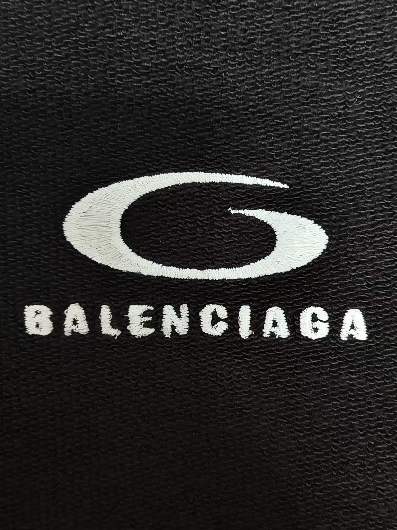 Balenciaga Balenciaga 24FW Inside out Reverse Zipper Washed Sweatshirt Size US L / EU 52-54 / 3 - 4 Thumbnail