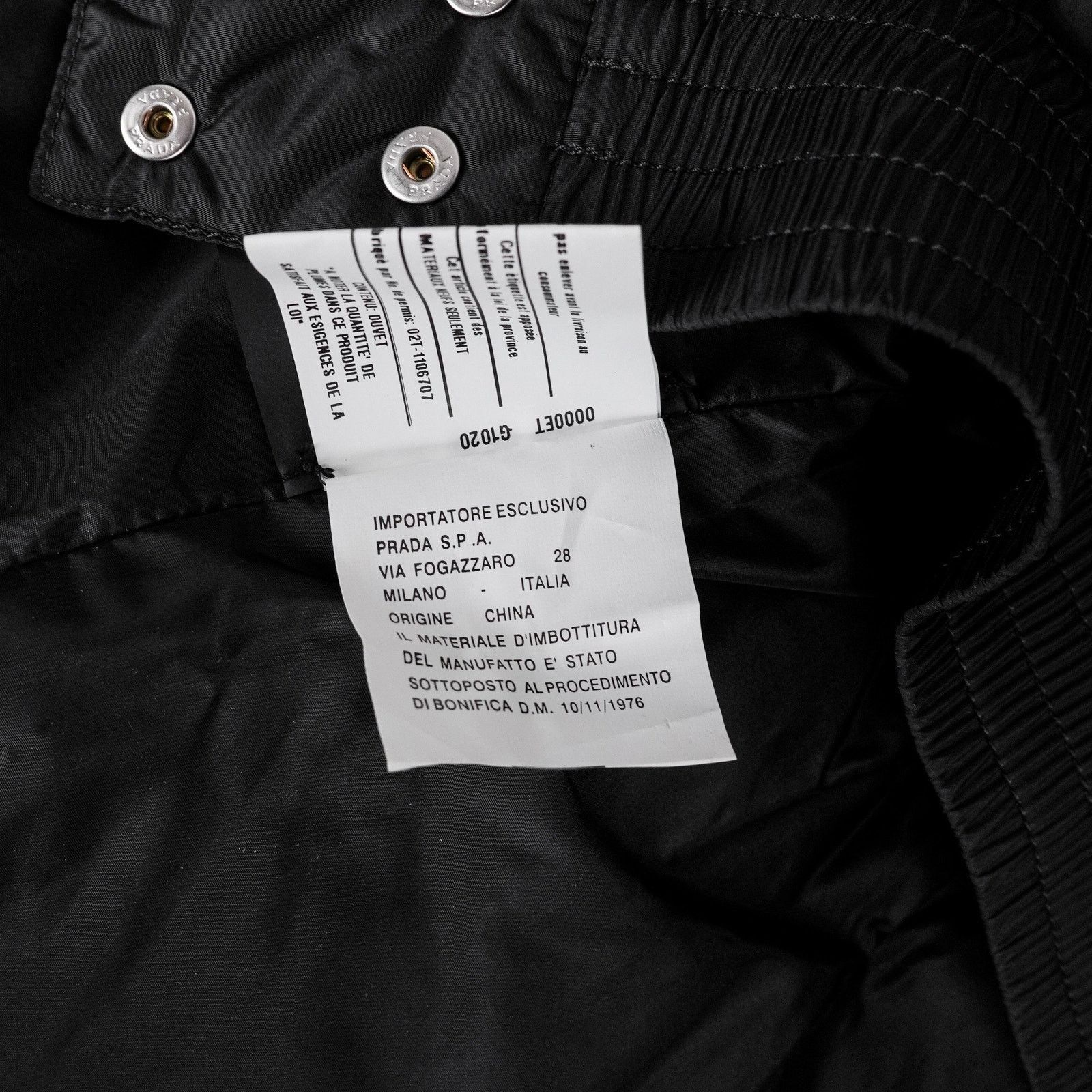 Prada Prada Black Nylon Fox Fur Hooded Womens Down Puffer Jacket Size XS / US 0-2 / IT 36-38 - 16 Thumbnail