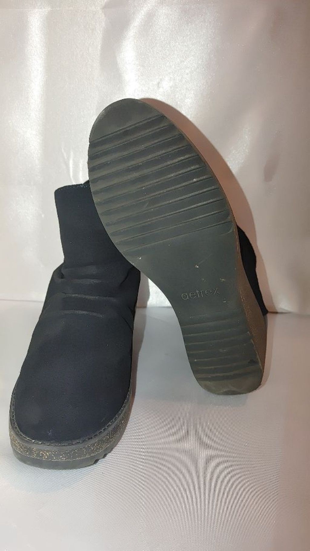 Aetrex Aetrex Kara Suede Wedge Ankle Boot Size 7 Size US 7 / IT 37 - 9 Thumbnail