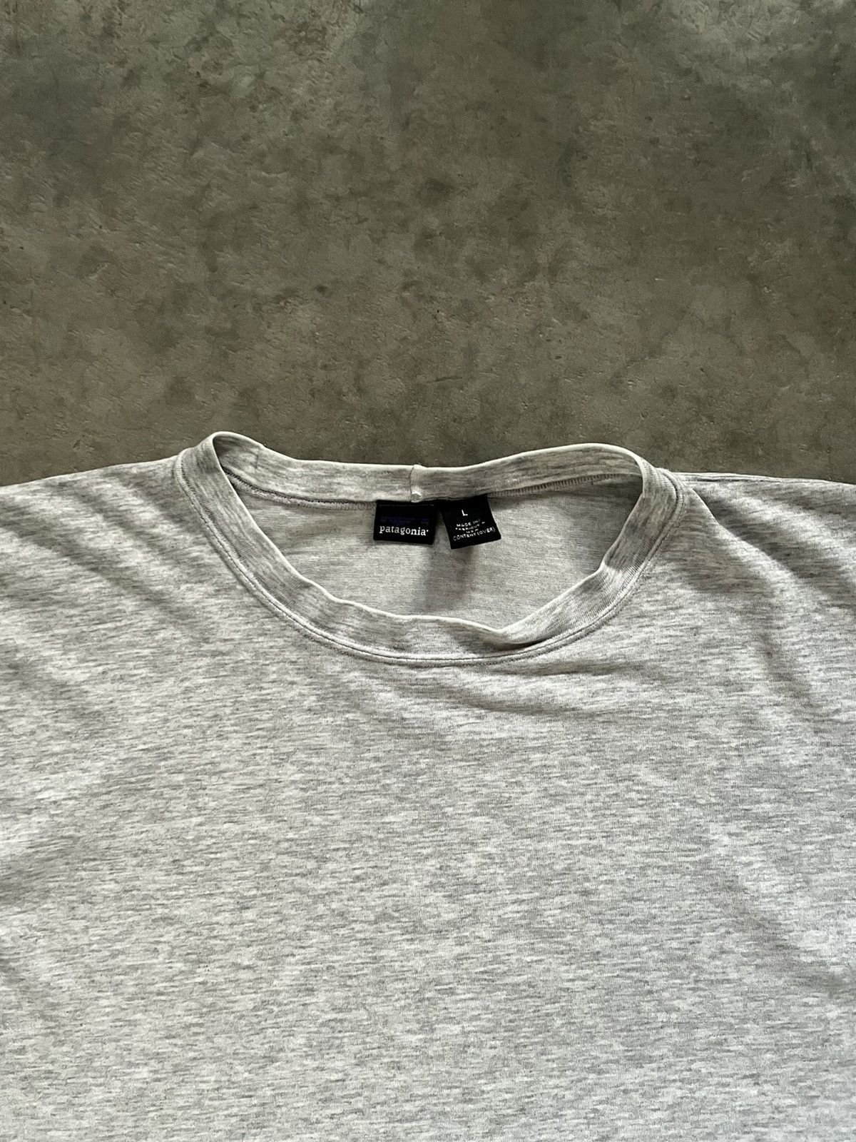 Patagonia × Vintage Vintage 90s Patagonia Mini logo tee Size US L / EU 52-54 / 3 - 4 Thumbnail