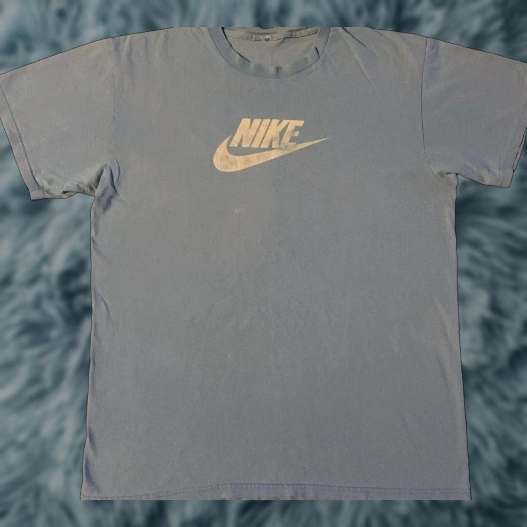 Nike VINTAGE Nike Shirt L Blue Swoosh Grunge 90s Y2K Surf Skate Hip Hop Rock 80s Mens Size US L / EU 52-54 / 3 - 1 Thumbnail