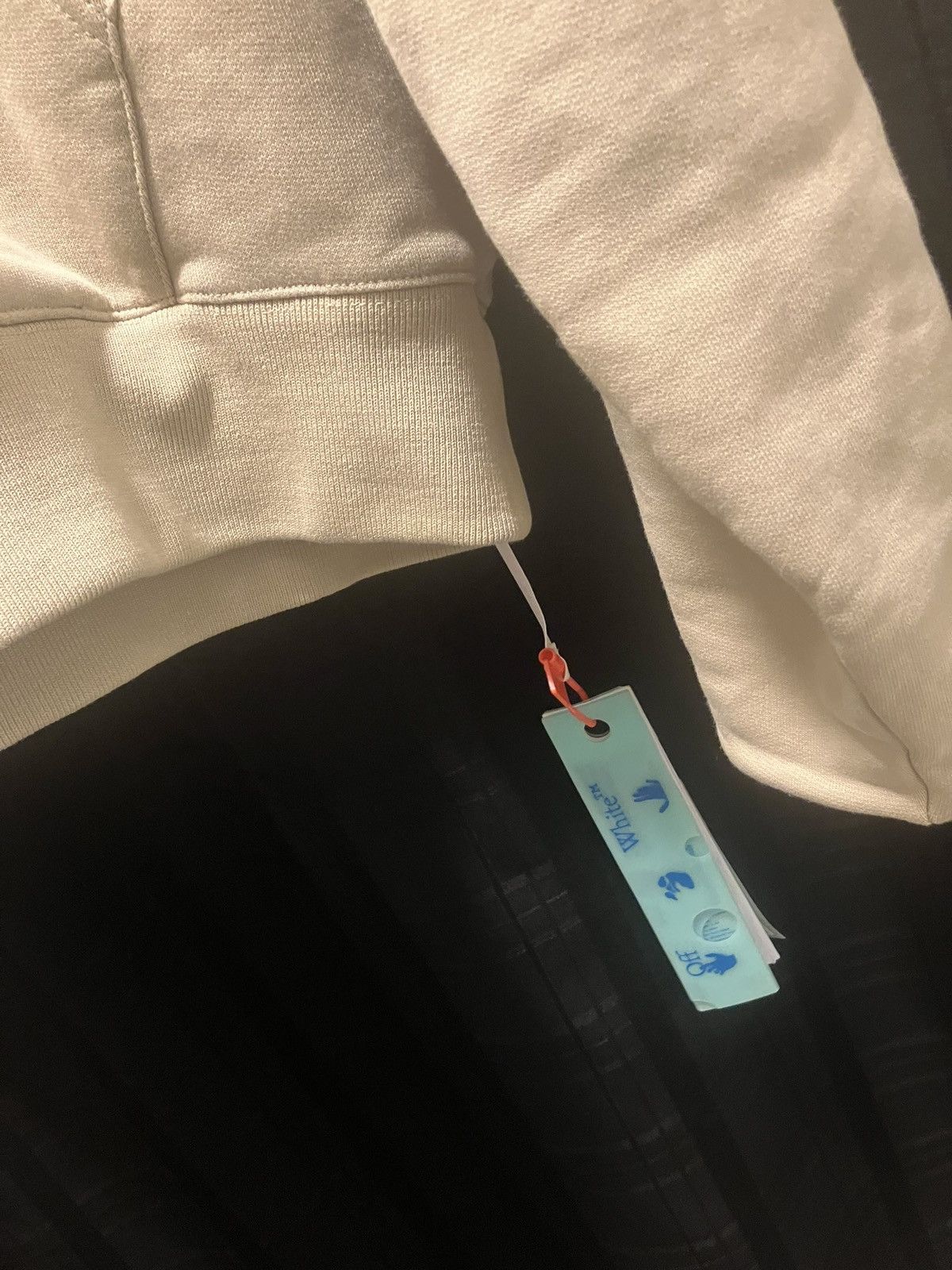 Off-White FIGURE OF SPEECH Size US XL / EU 56 / 4 - 4 Thumbnail