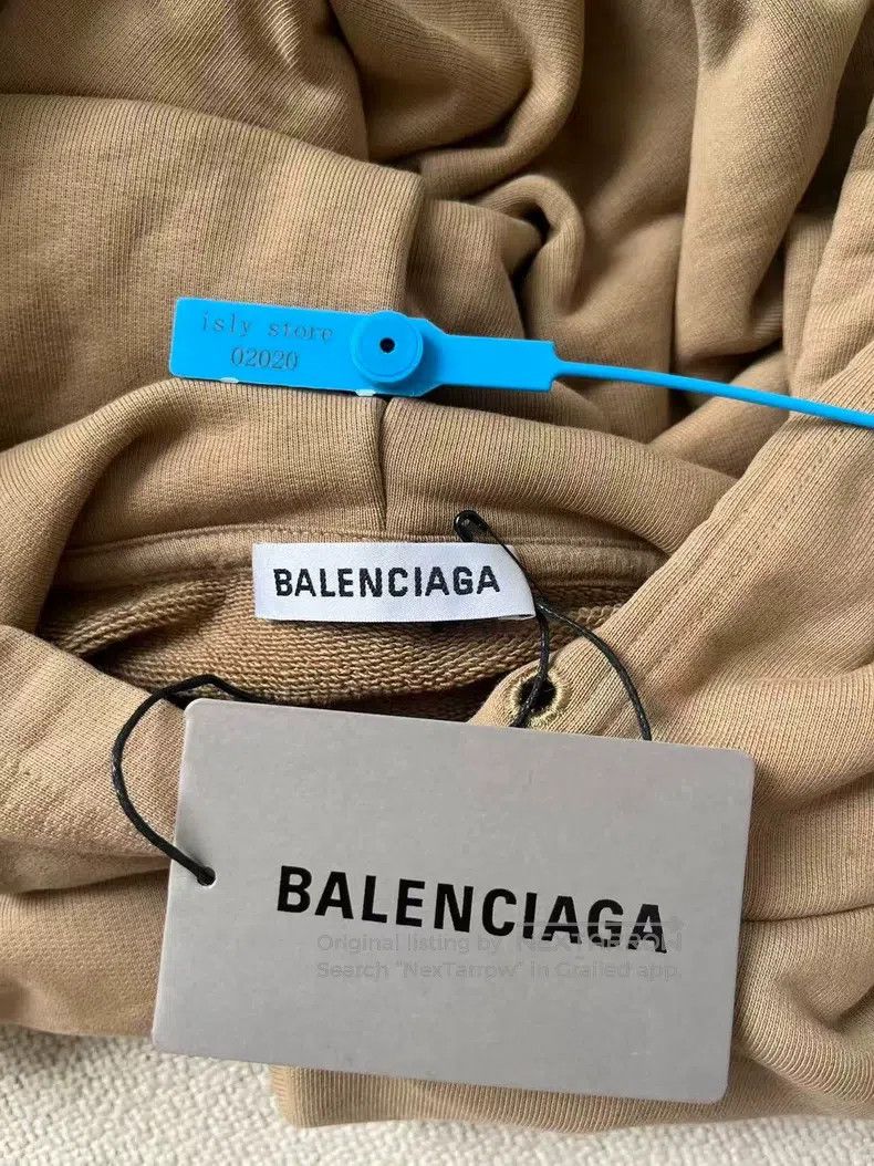 Balenciaga Balenciaga Letter Hooded Sports Casual Sweatshirt Size US S / EU 44-46 / 1 - 5 Thumbnail