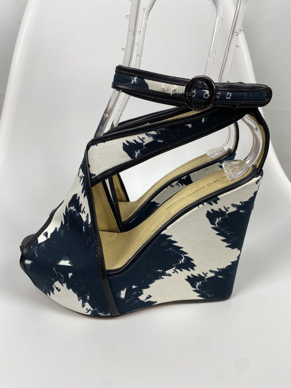 Costume National CNC Costume National Sandals Wedges Printed size 37 Size US 7 / IT 37 - 5 Thumbnail