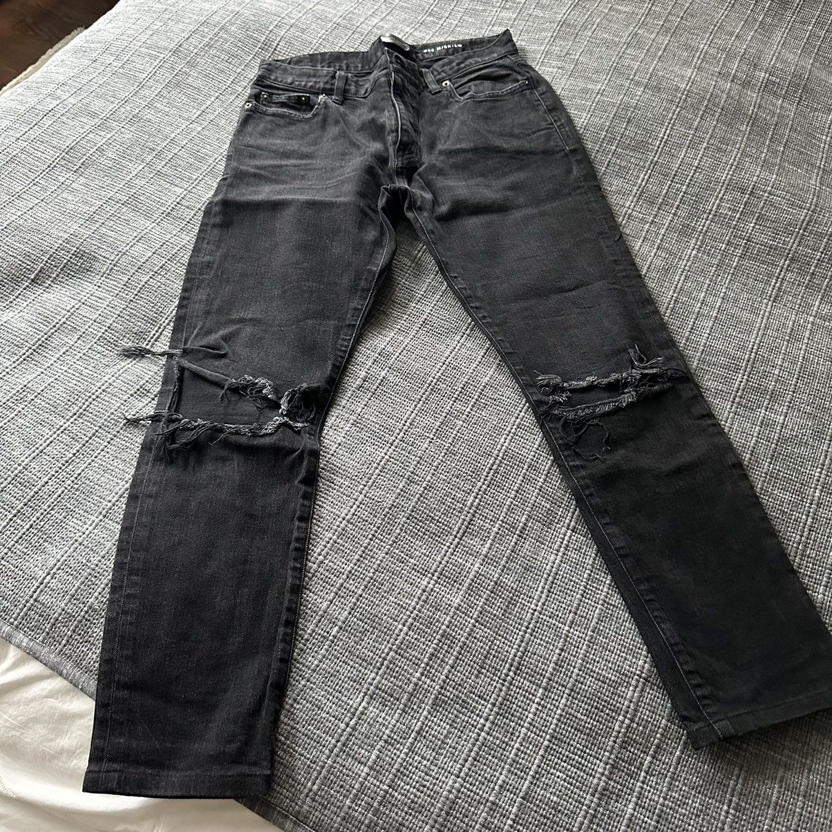 Saint Laurent Paris Classic Saint Laurent D02 Jeans Size US 30 / EU 46 - 1 Thumbnail
