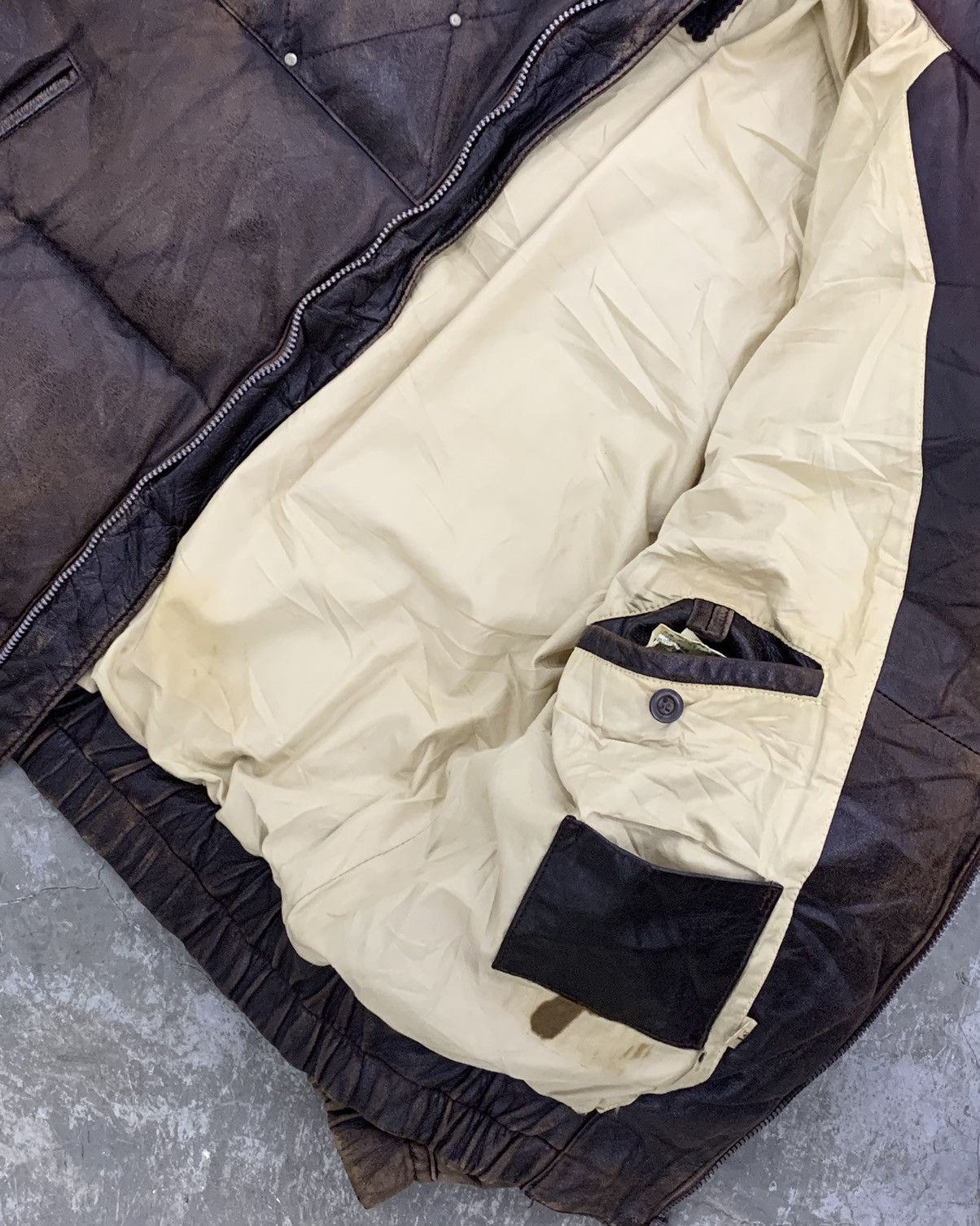 Playboy Vintage Playboy leather puffer jacket Size US L / EU 52-54 / 3 - 8 Thumbnail