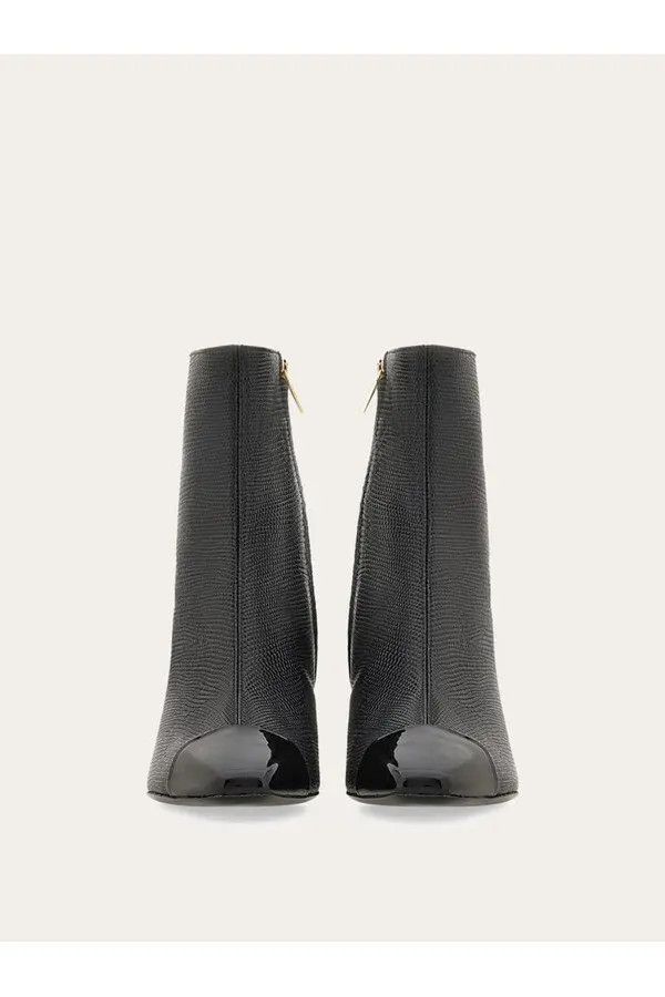 Salvatore Ferragamo o1s1rm0126 Chunky Heel Ankle Boots in Black Size US 6 / IT 36 - 2 Thumbnail