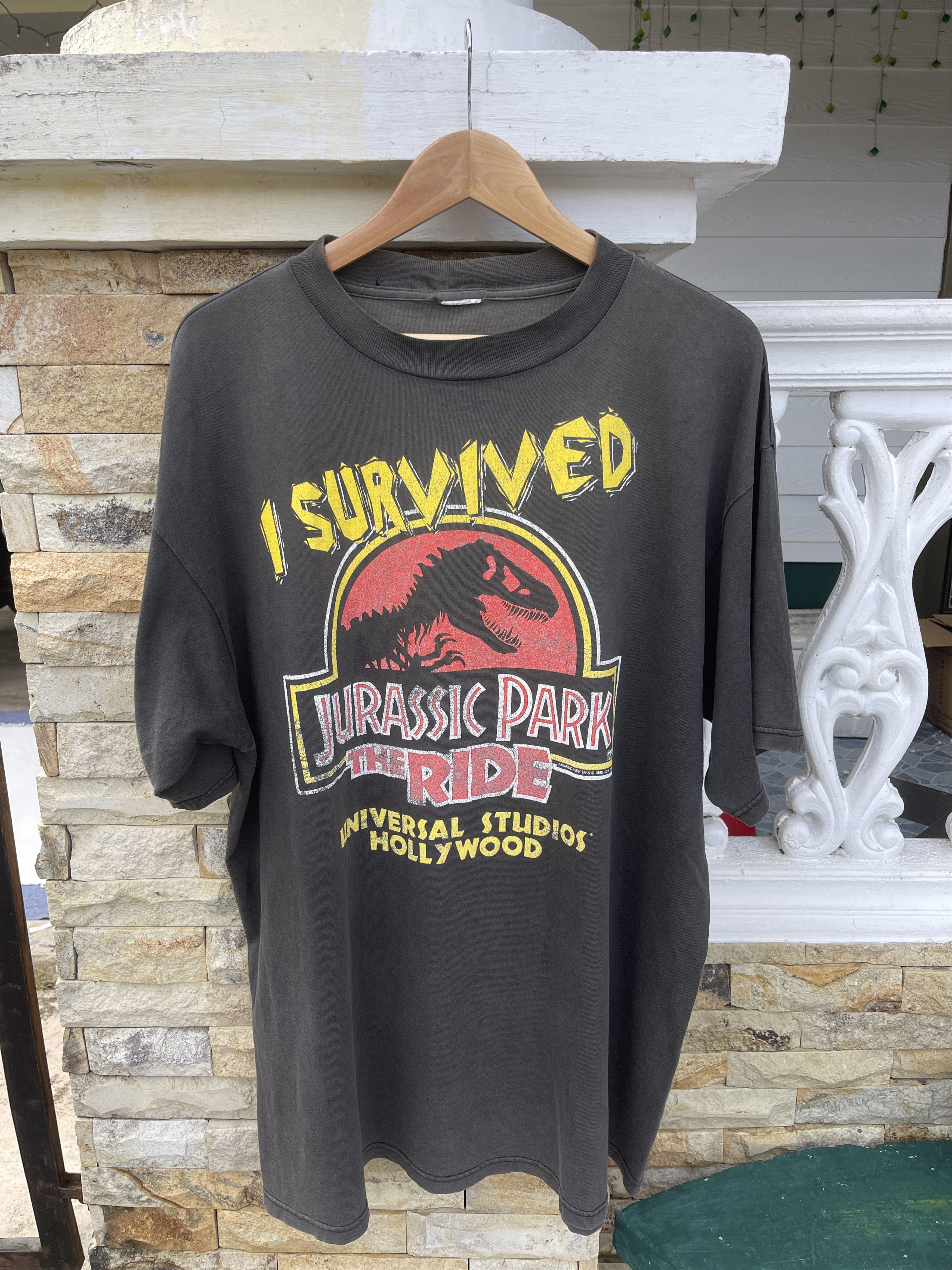 Universal Studios Rare🔥Faded🔥Vtg 90s Jurassic Park Universal Studio Tee Size US XXL / EU 58 / 5 - 3 Thumbnail