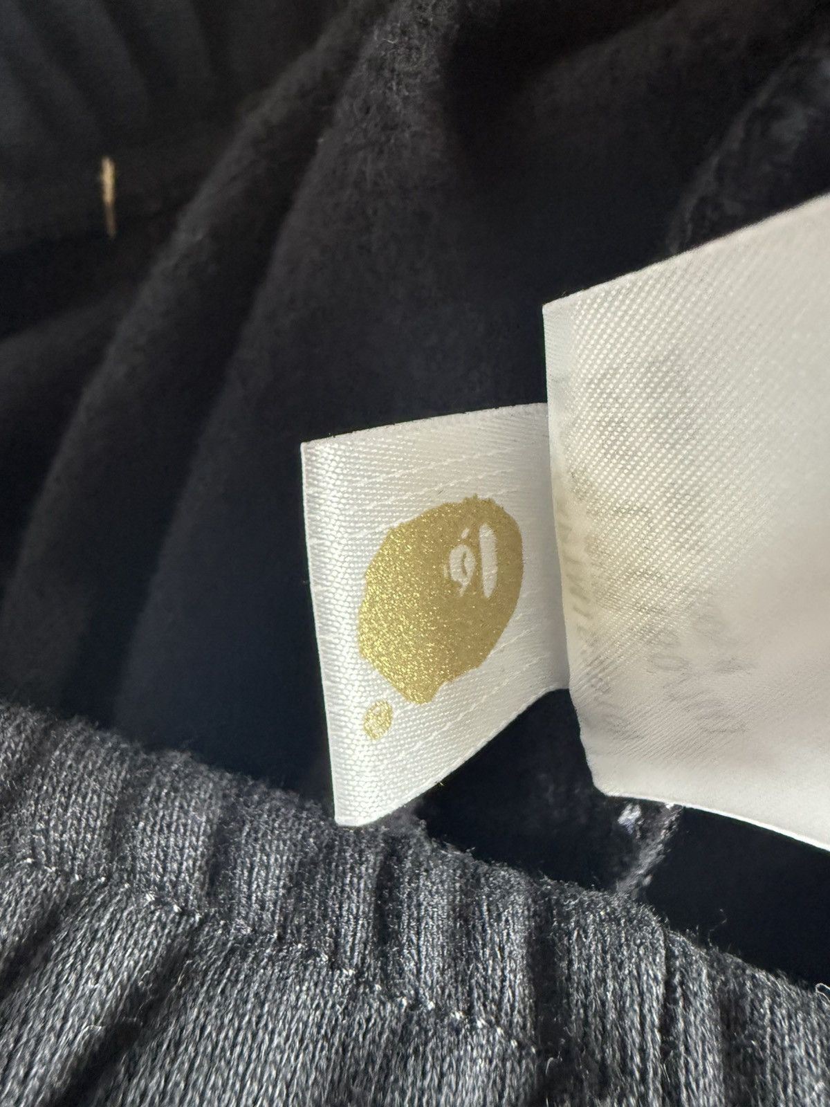 Bape Bape Shark Sweats Size US 32 / EU 48 - 6 Thumbnail