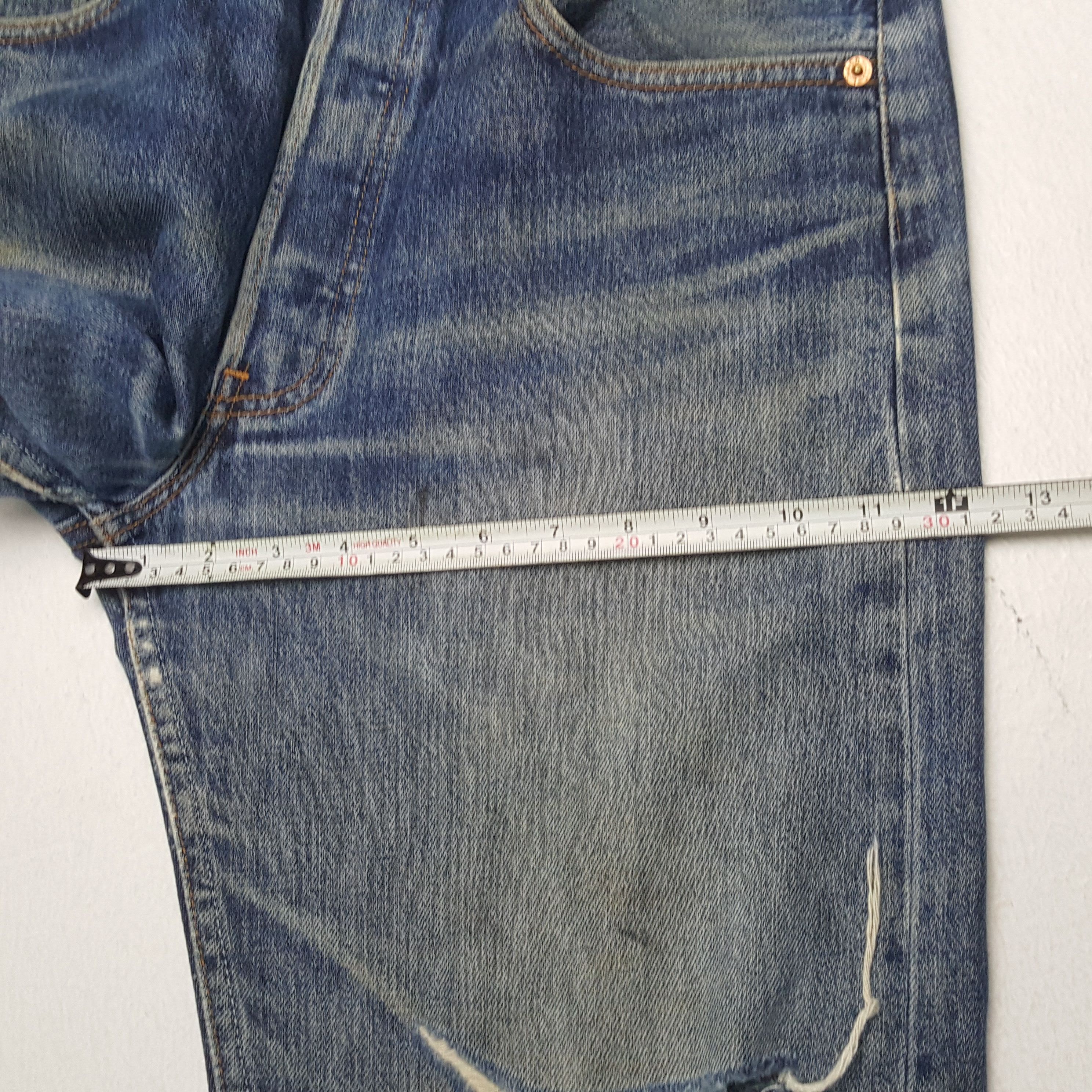 Levi's × Vintage LEVI'S 501 Fashion Streetwear Style Distressed Jeans Size US 30 / EU 46 - 9 Thumbnail