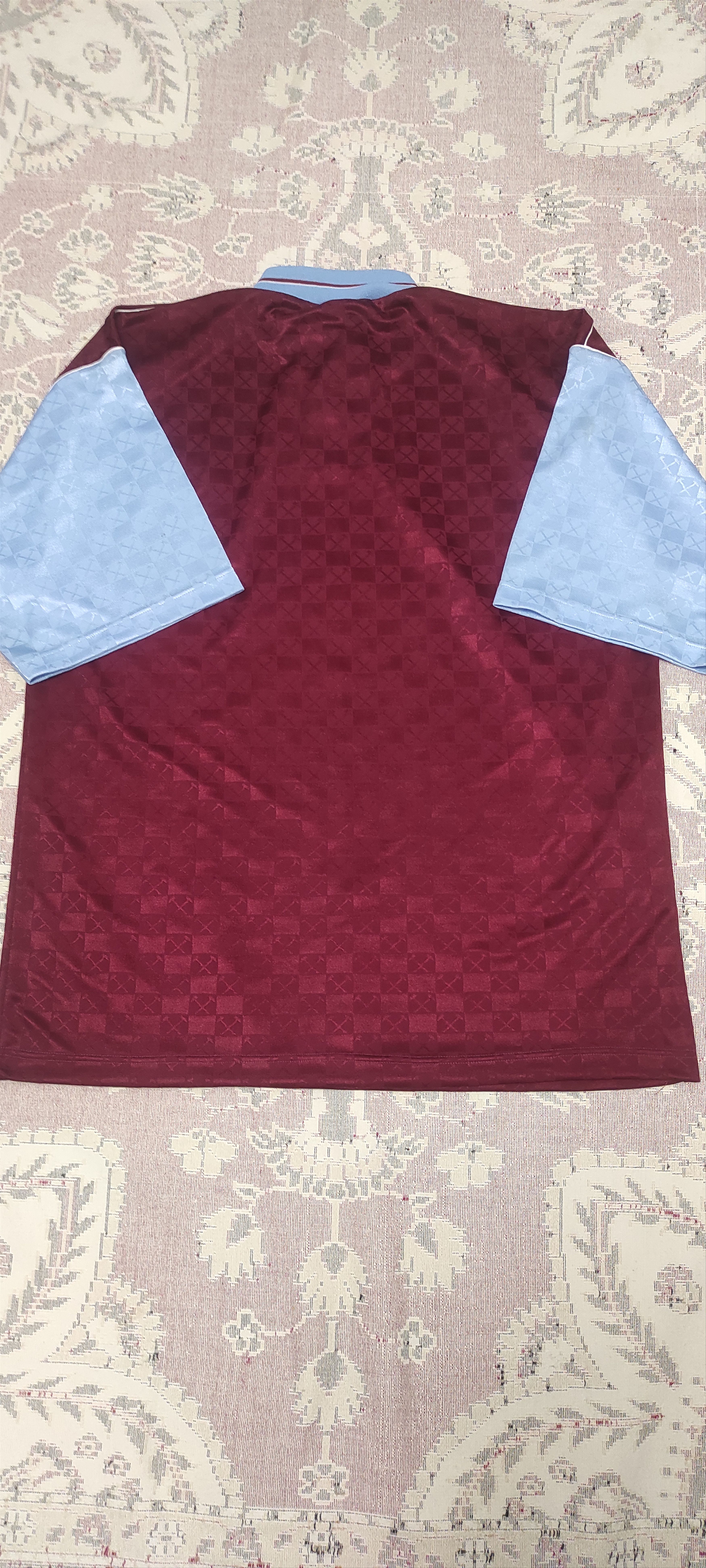 Bukht West Ham United Home football shirt 1990 - 1991 Vintage Rare Size US M / EU 48-50 / 2 - 4 Thumbnail