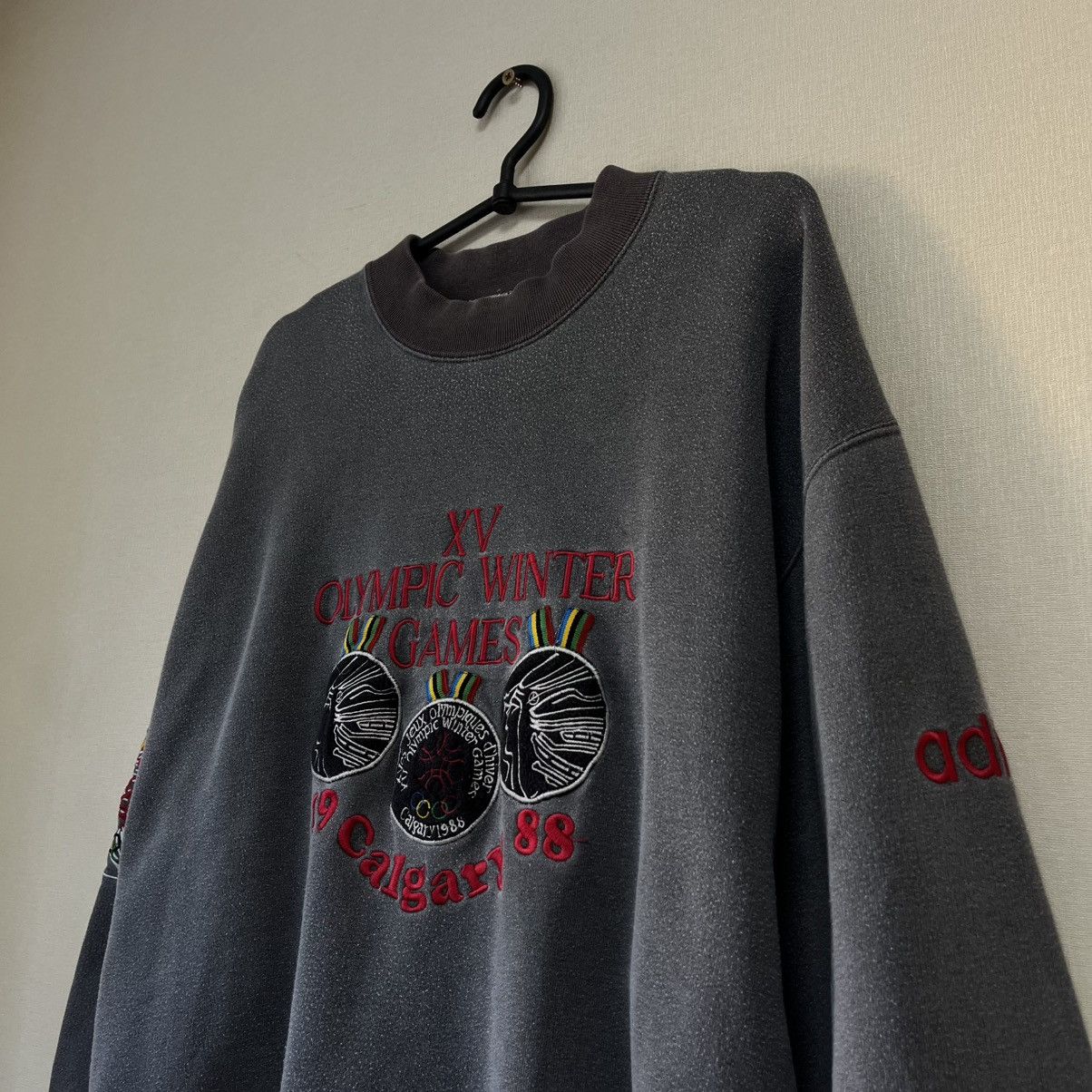 Adidas Adidas 1988 Calgary XV Olympic Winter Games Sweatshirt Rare Size US L / EU 52-54 / 3 - 2 Thumbnail