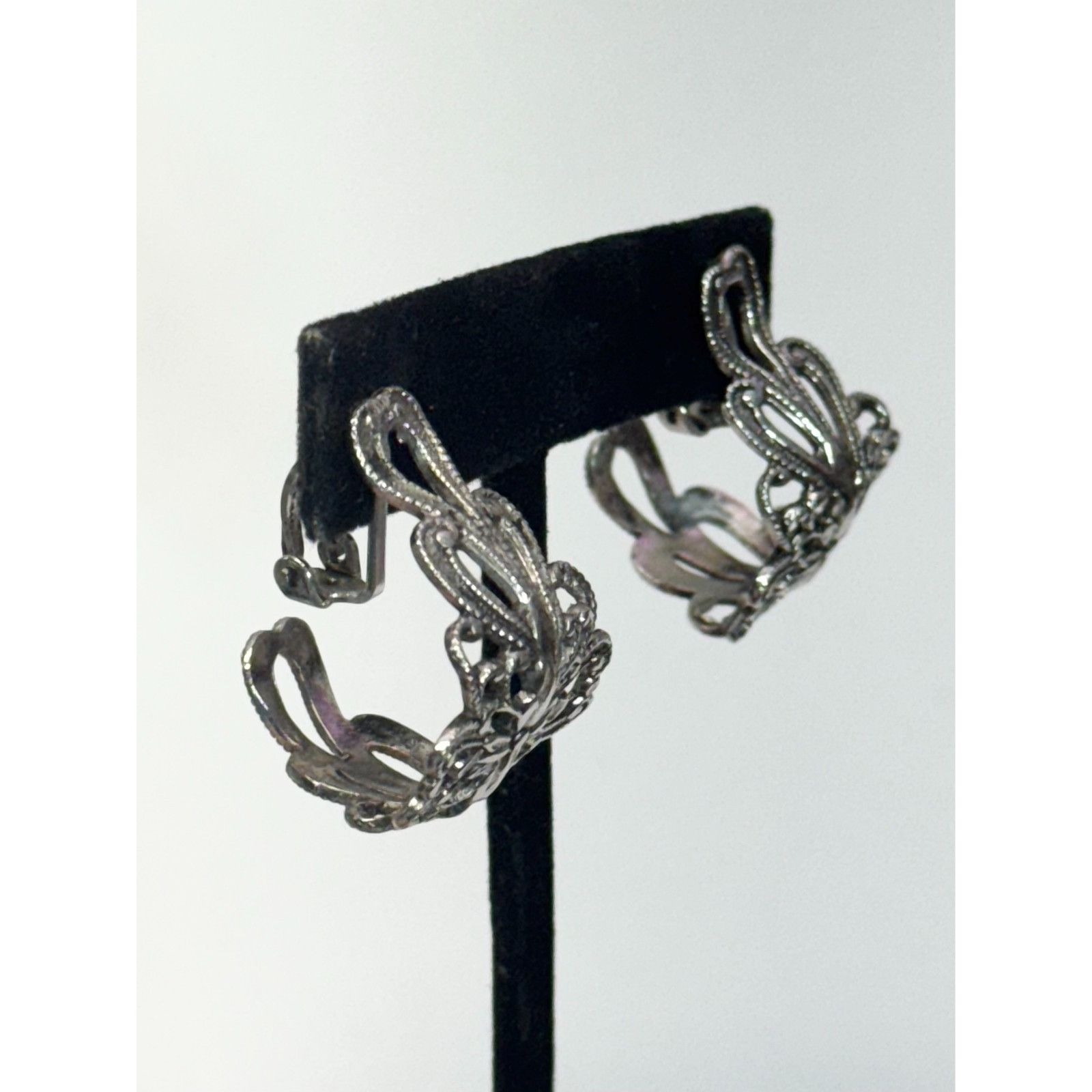 Vintage Vintage silver filigree hoop clip on earrings Size ONE SIZE - 4 Thumbnail