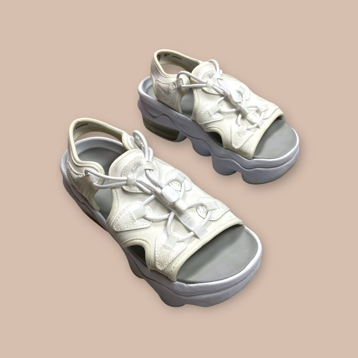Nike Nike Air Max Koko Sandal Triple White Size US 5 / EU 37 - 7 Thumbnail