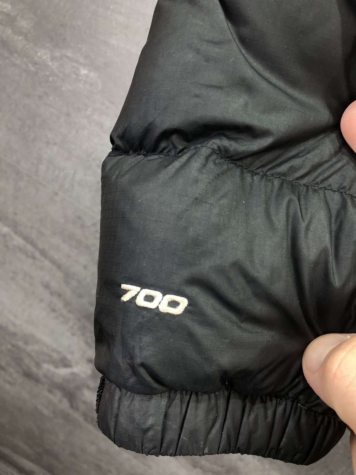 The North Face × Vintage The North Face Nuptse 700 puffer Women’s Jacket Size M / US 6-8 / IT 42-44 - 16 Thumbnail