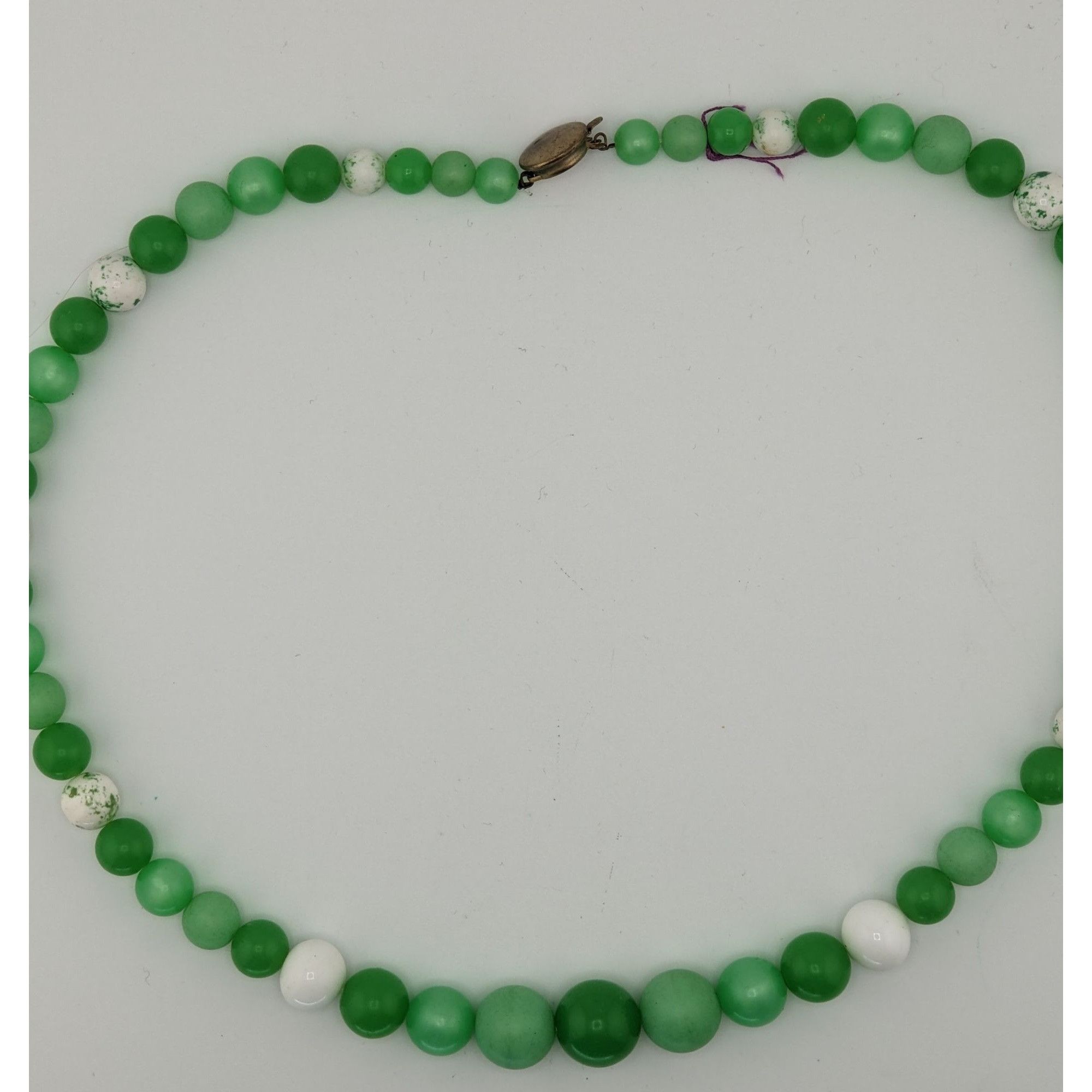 Other Vintage Retro Green & White Beaded Necklace Size ONE SIZE - 5 Thumbnail